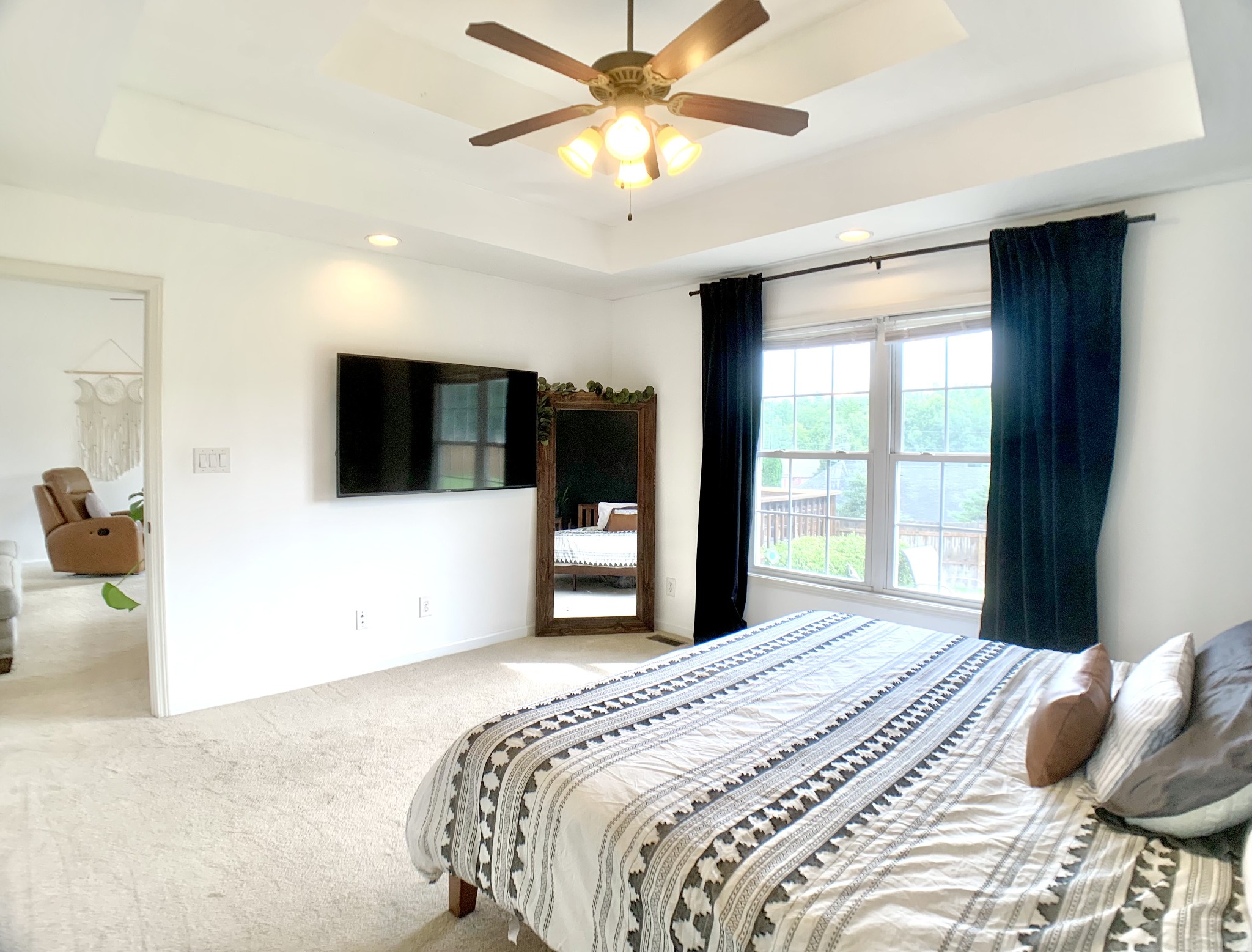 590 Mountain View Ct