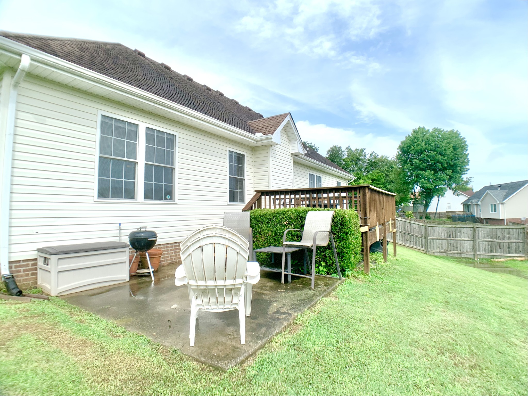 590 Mountain View Ct
