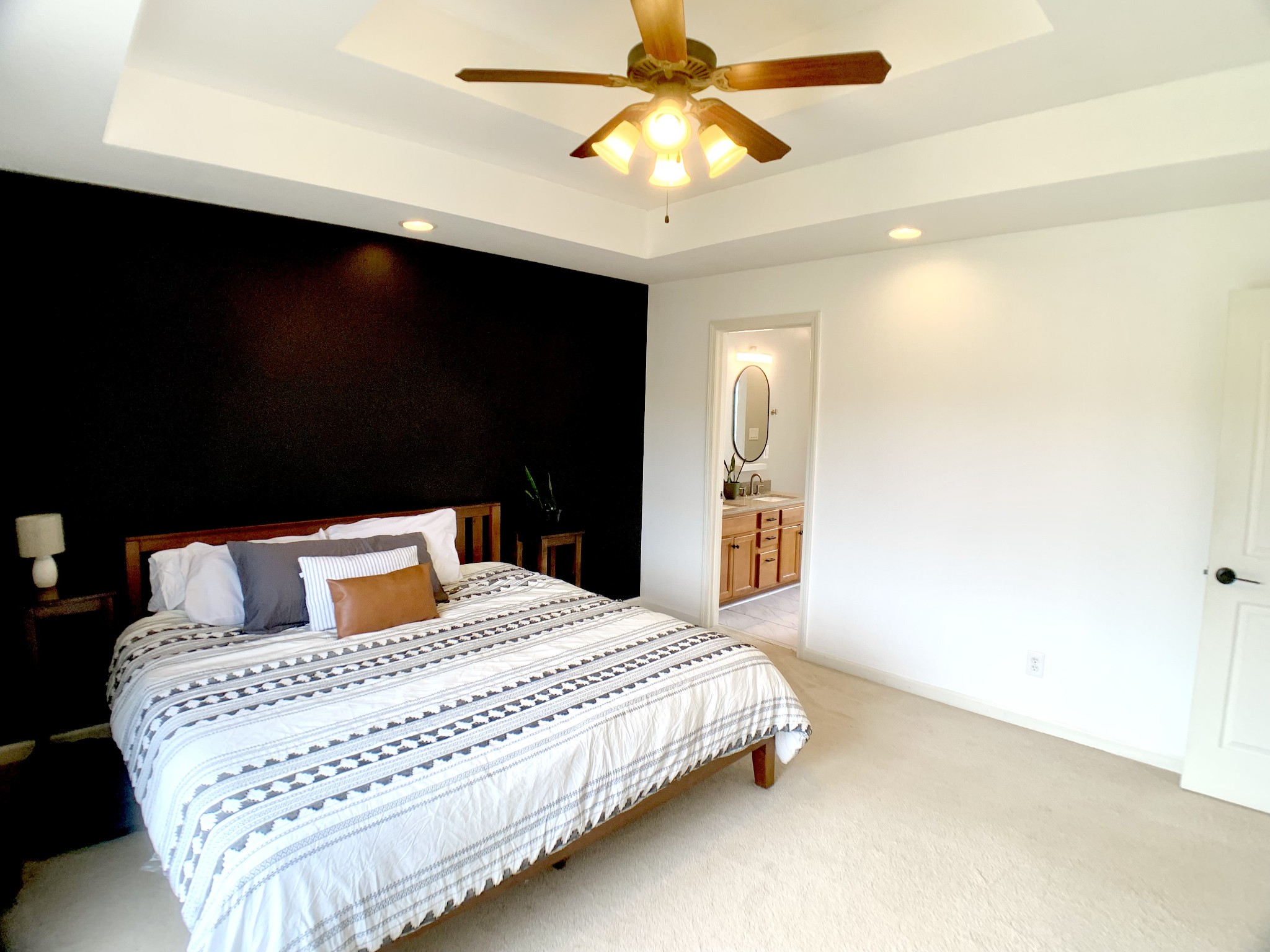 590 Mountain View Ct