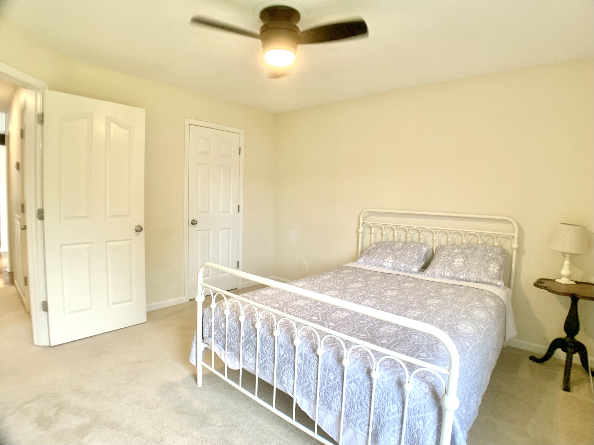 590 Mountain View Ct