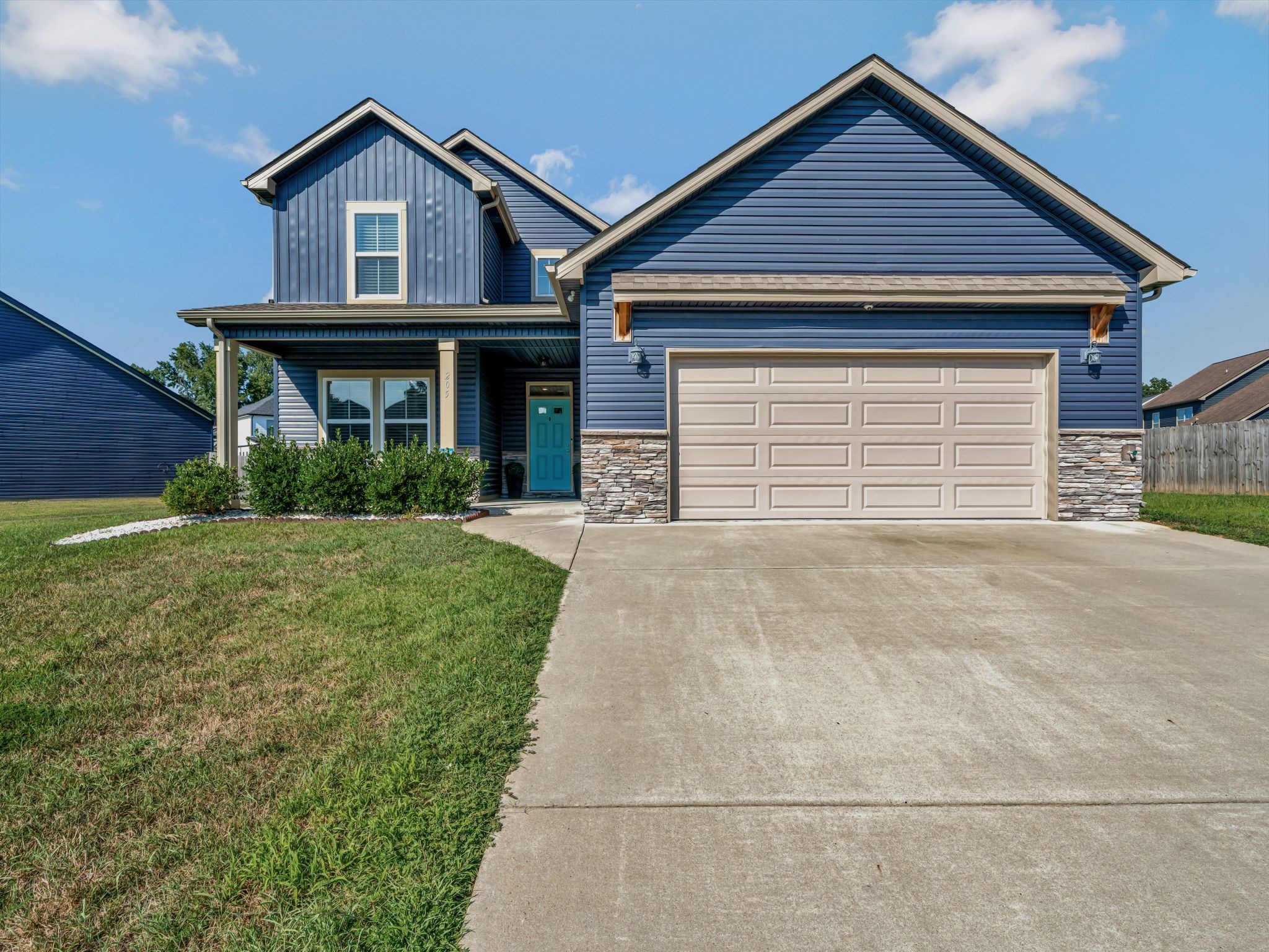 205 Crusaw Dr