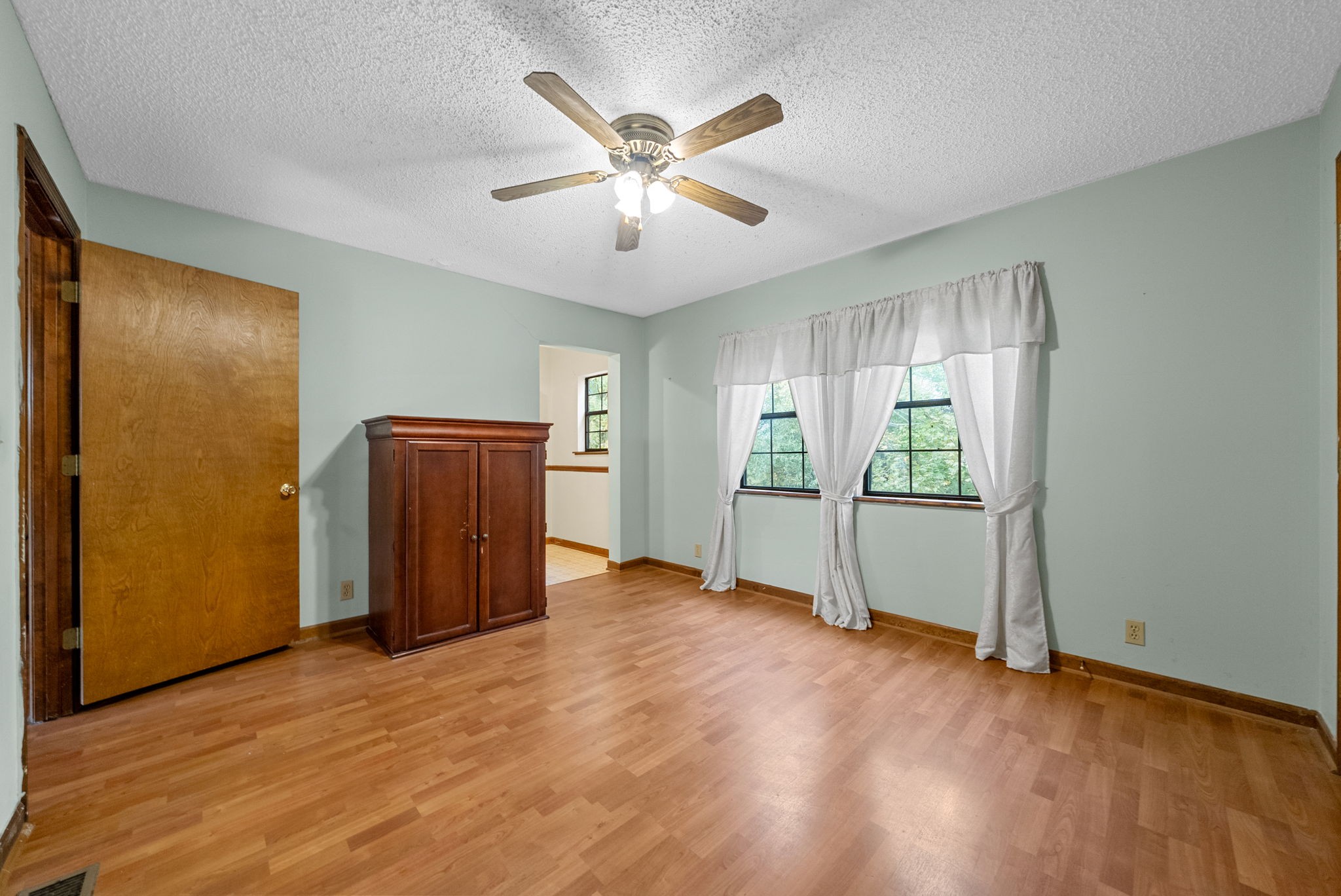 3353 Jarrell Ridge Rd