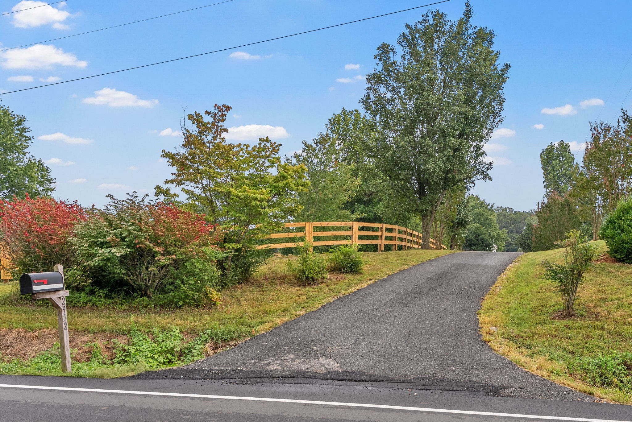 2952 Old Clarksville Springfield Rd