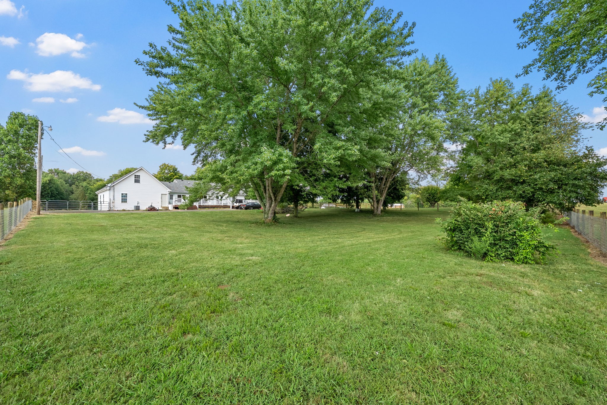 2952 Old Clarksville Springfield Rd