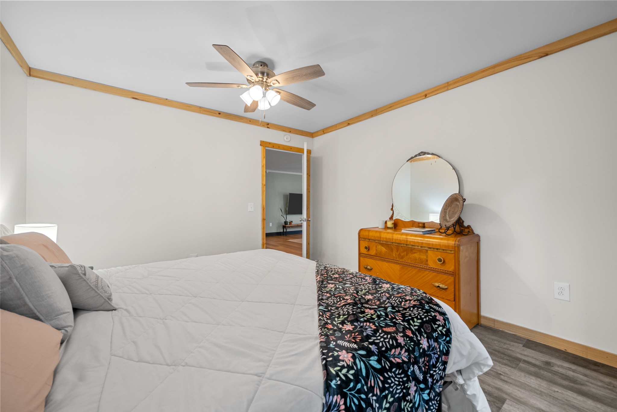 2952 Old Clarksville Springfield Rd