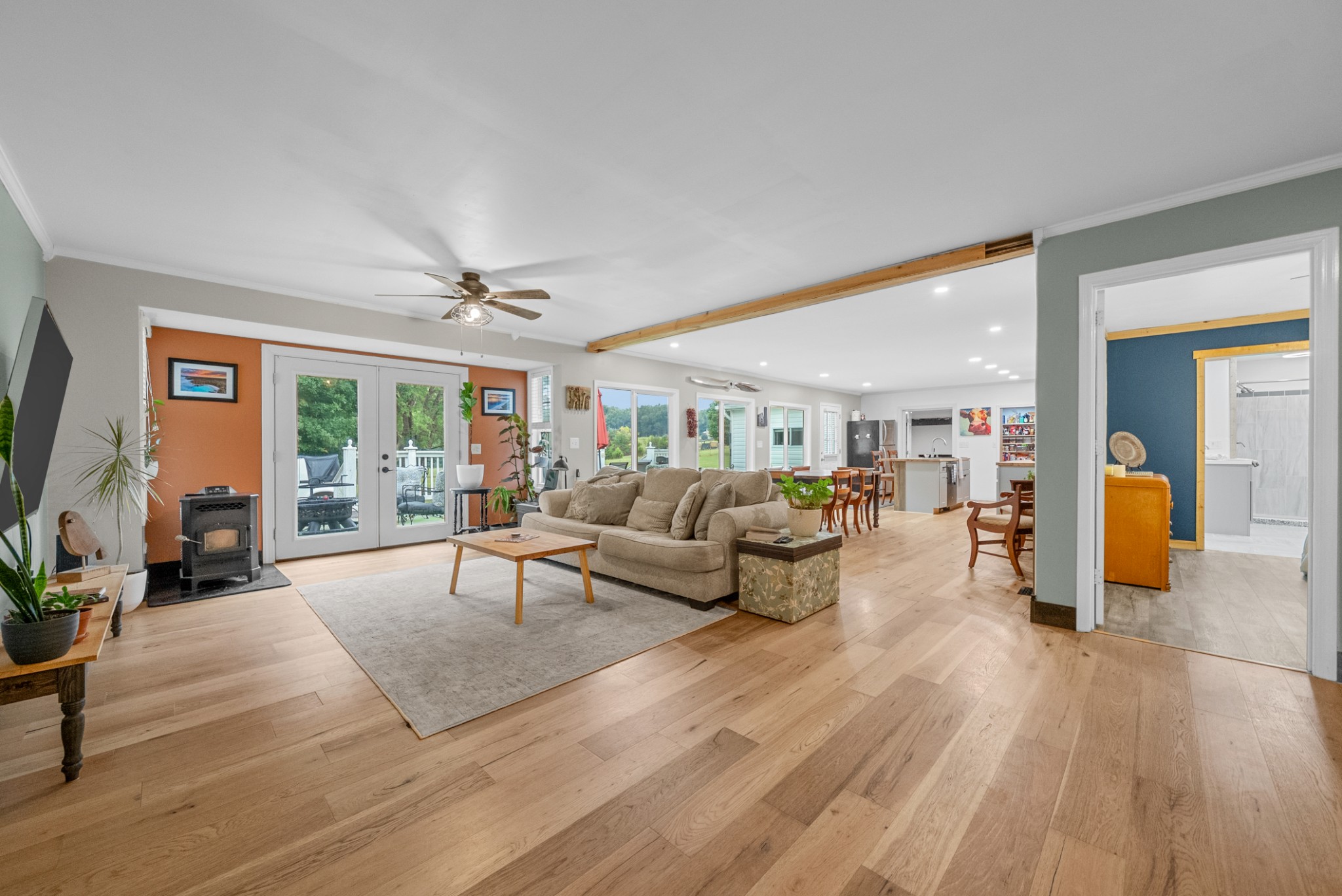 2952 Old Clarksville Springfield Rd