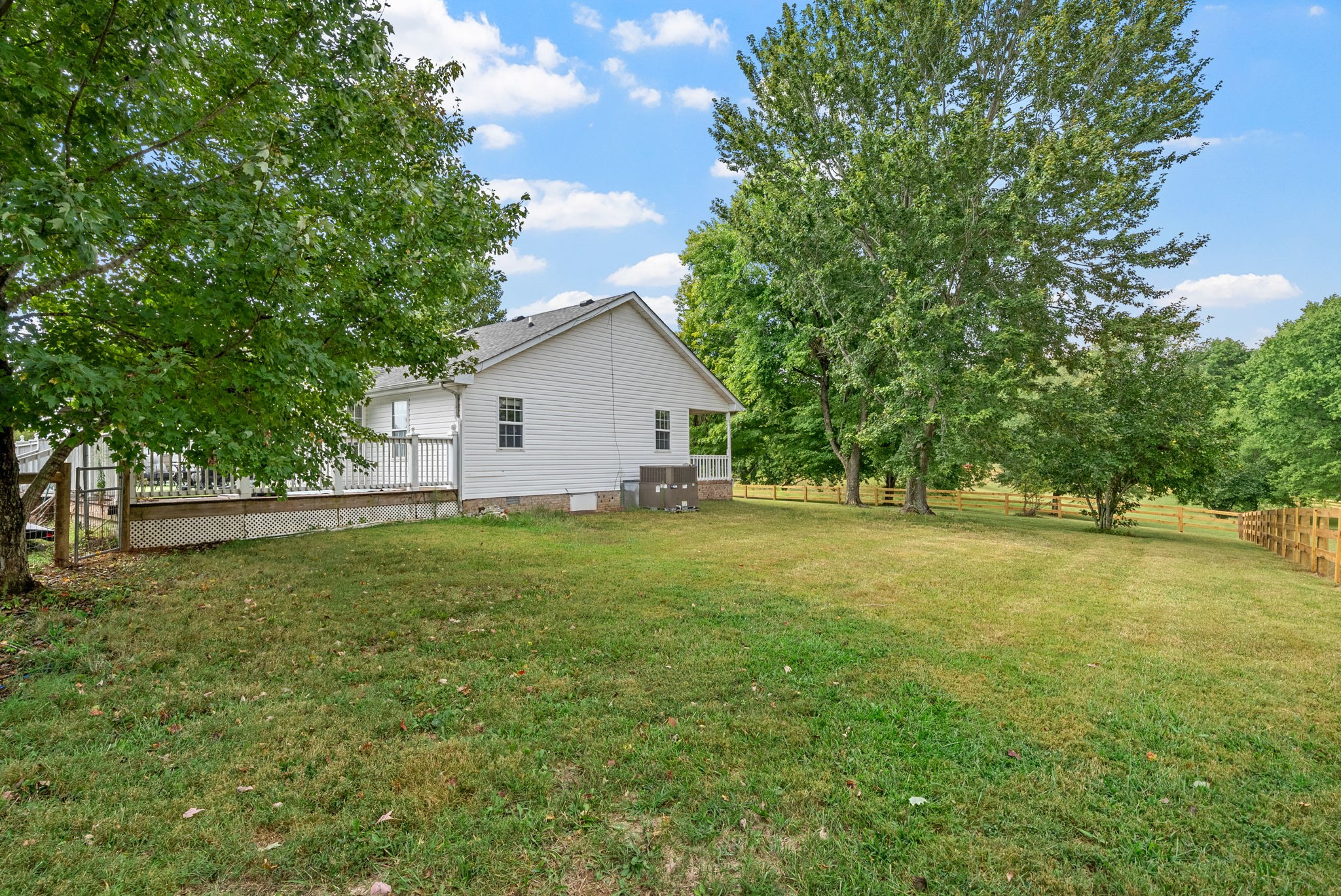 2952 Old Clarksville Springfield Rd