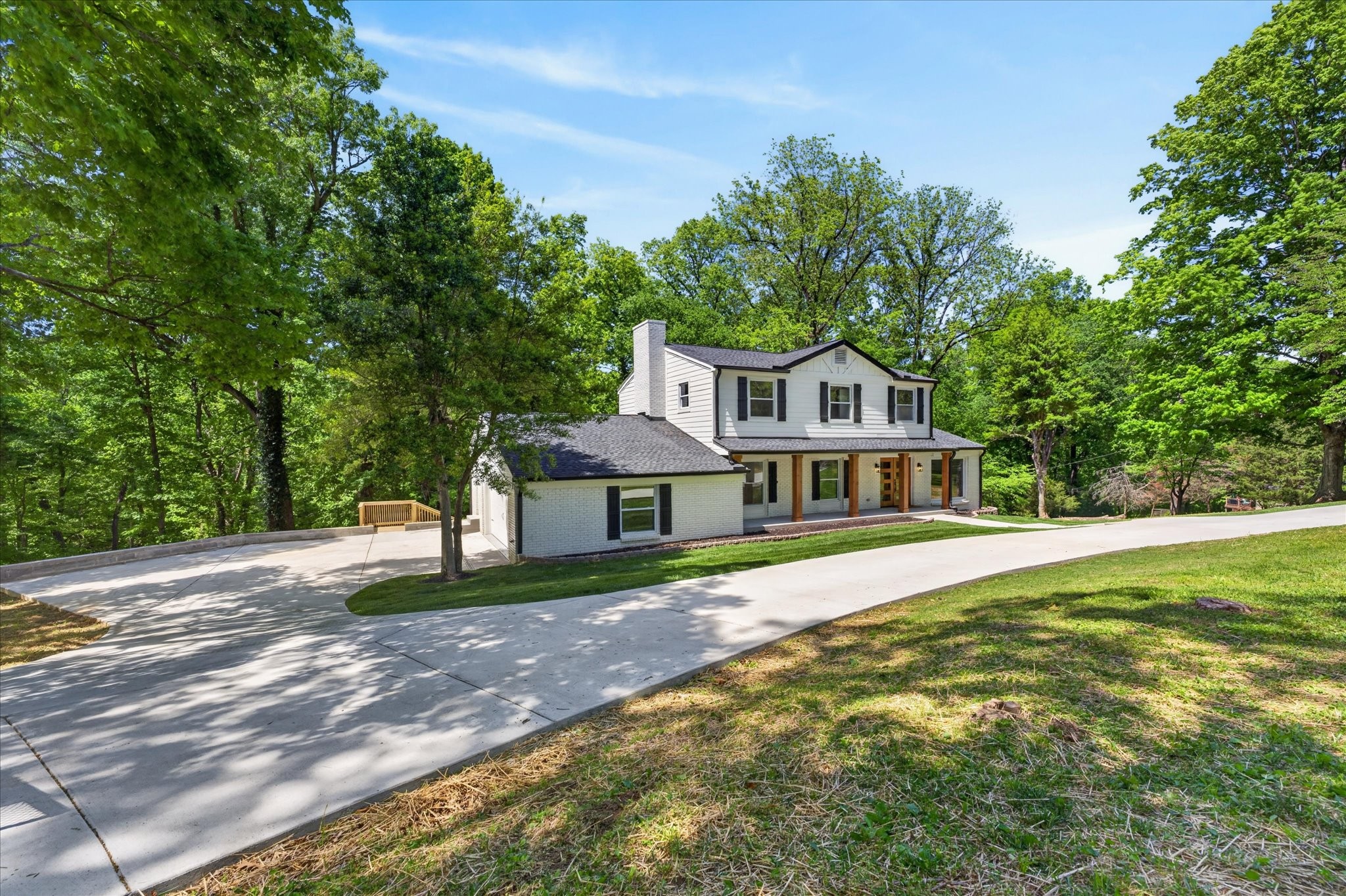 1640 Simpson Dr