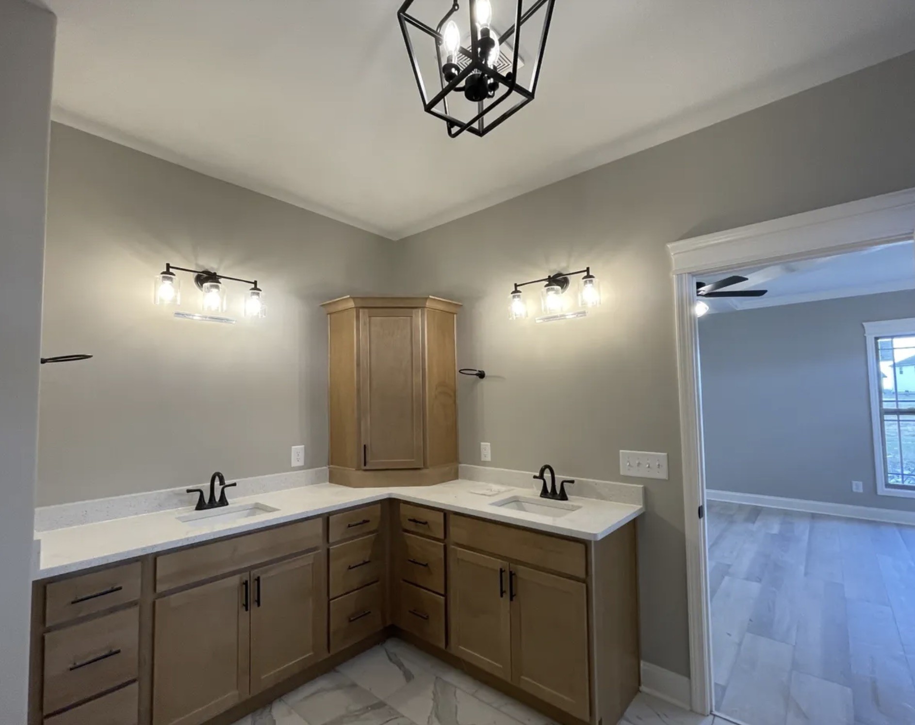 446 Spiderwort Dr