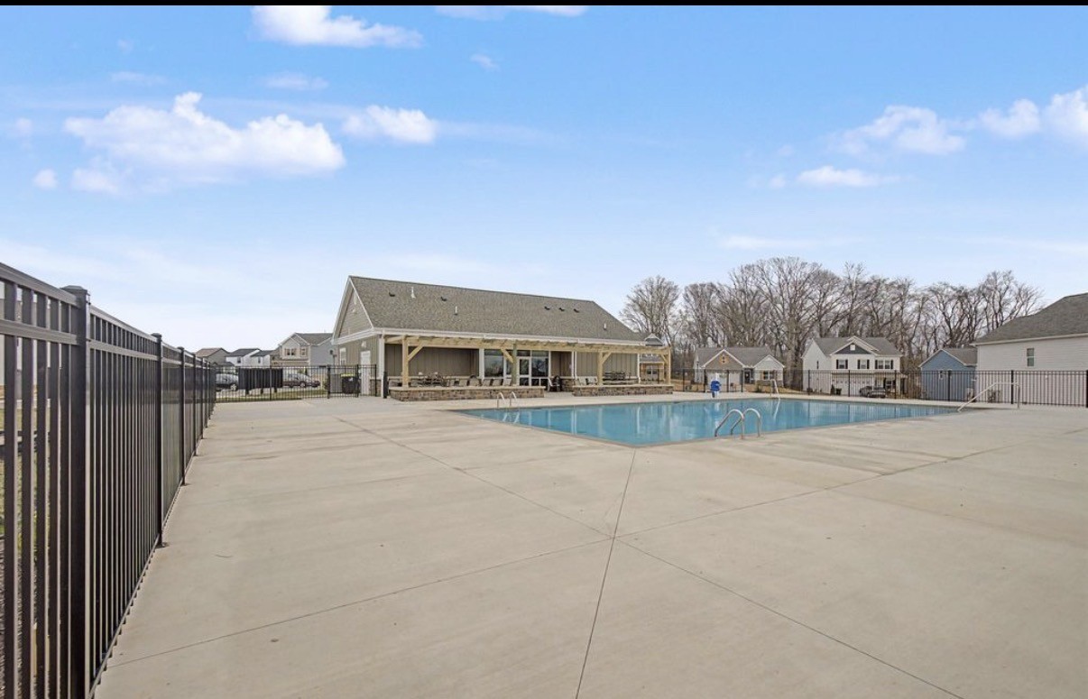 446 Spiderwort Dr