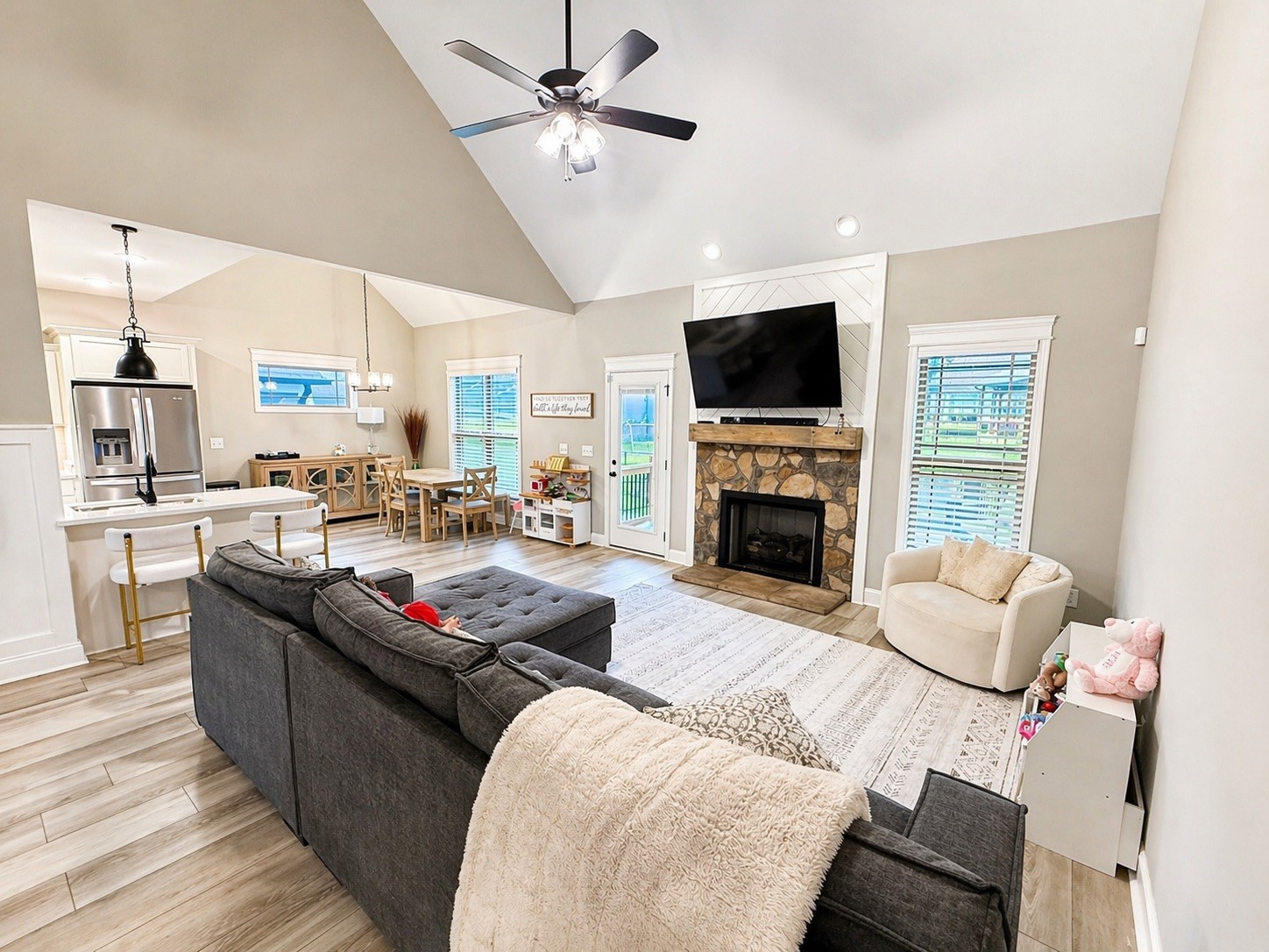 446 Spiderwort Dr