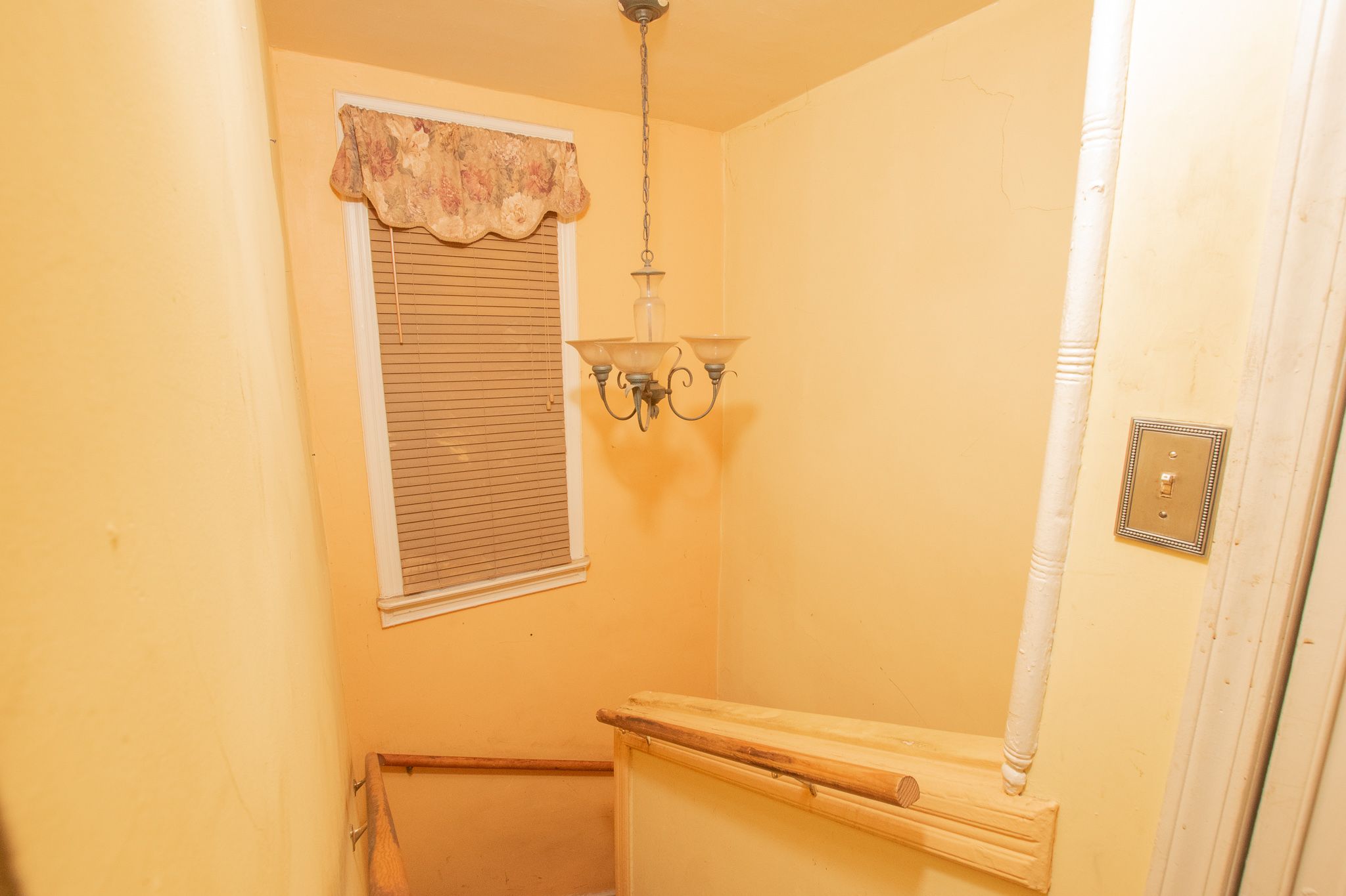 3422 CLIPPERT Street