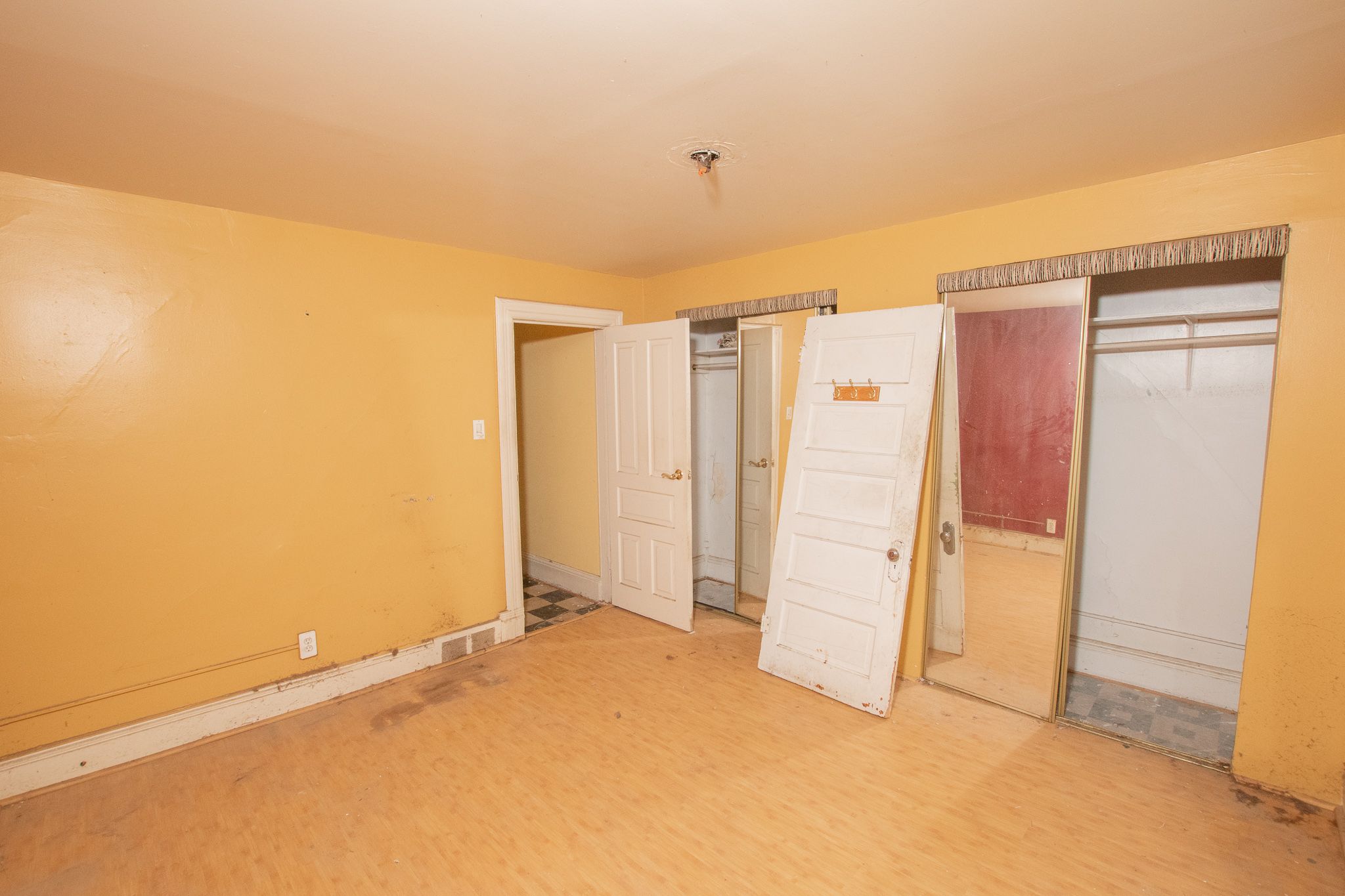 3422 CLIPPERT Street