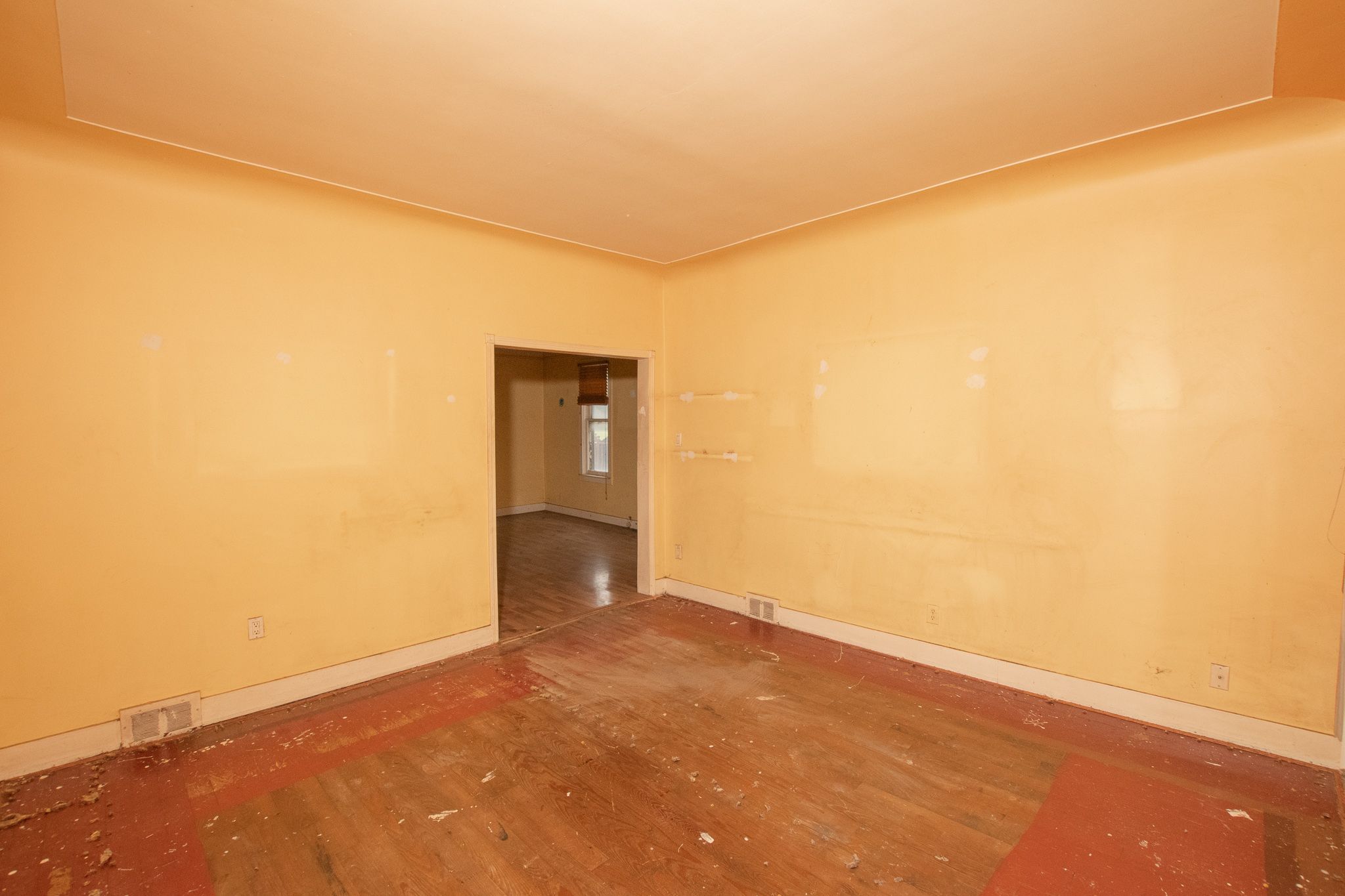 3422 CLIPPERT Street