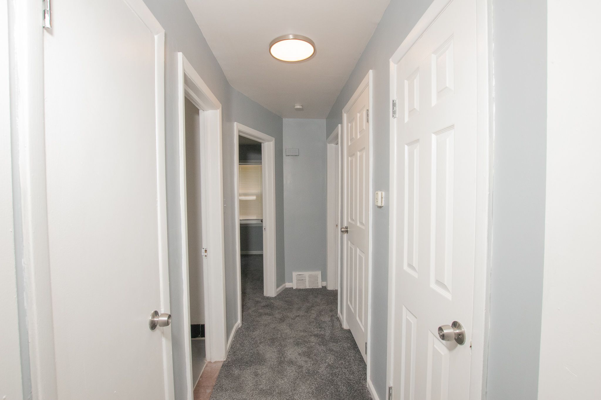 7710 ARTESIAN Street