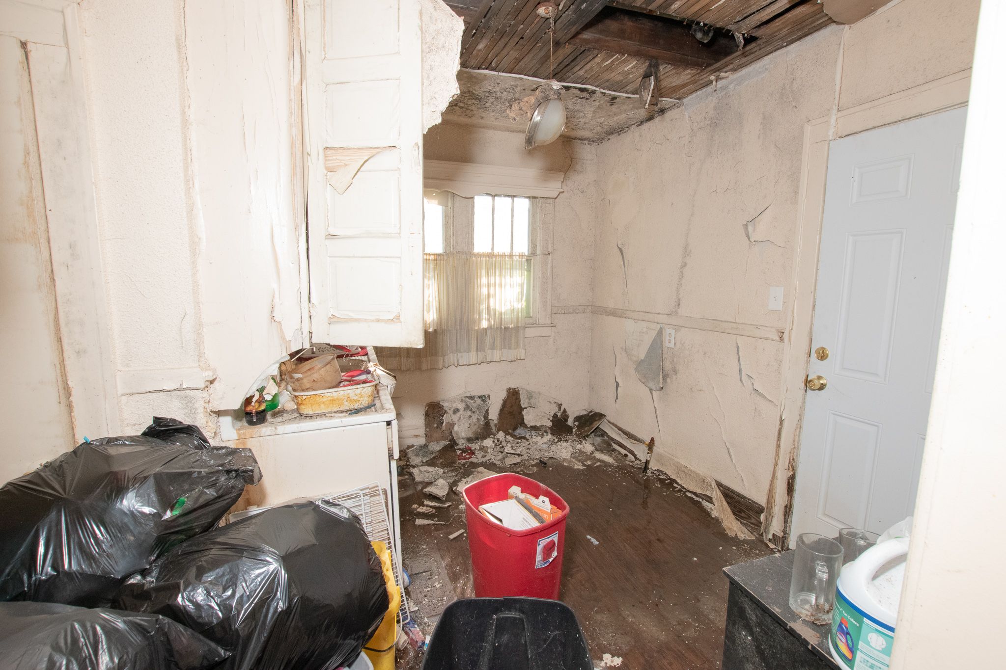 2503 STURTEVANT Street