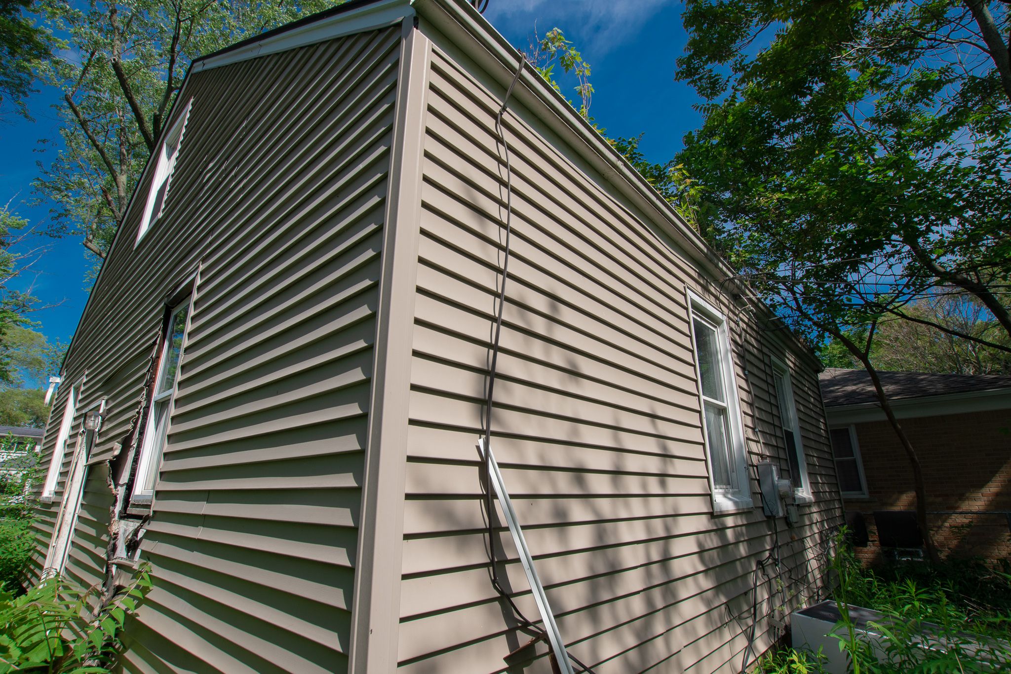 8644 STAHELIN Avenue