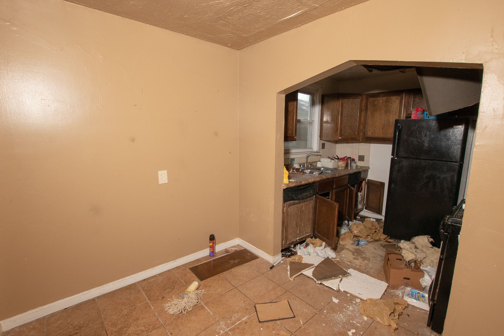 8644 STAHELIN Avenue