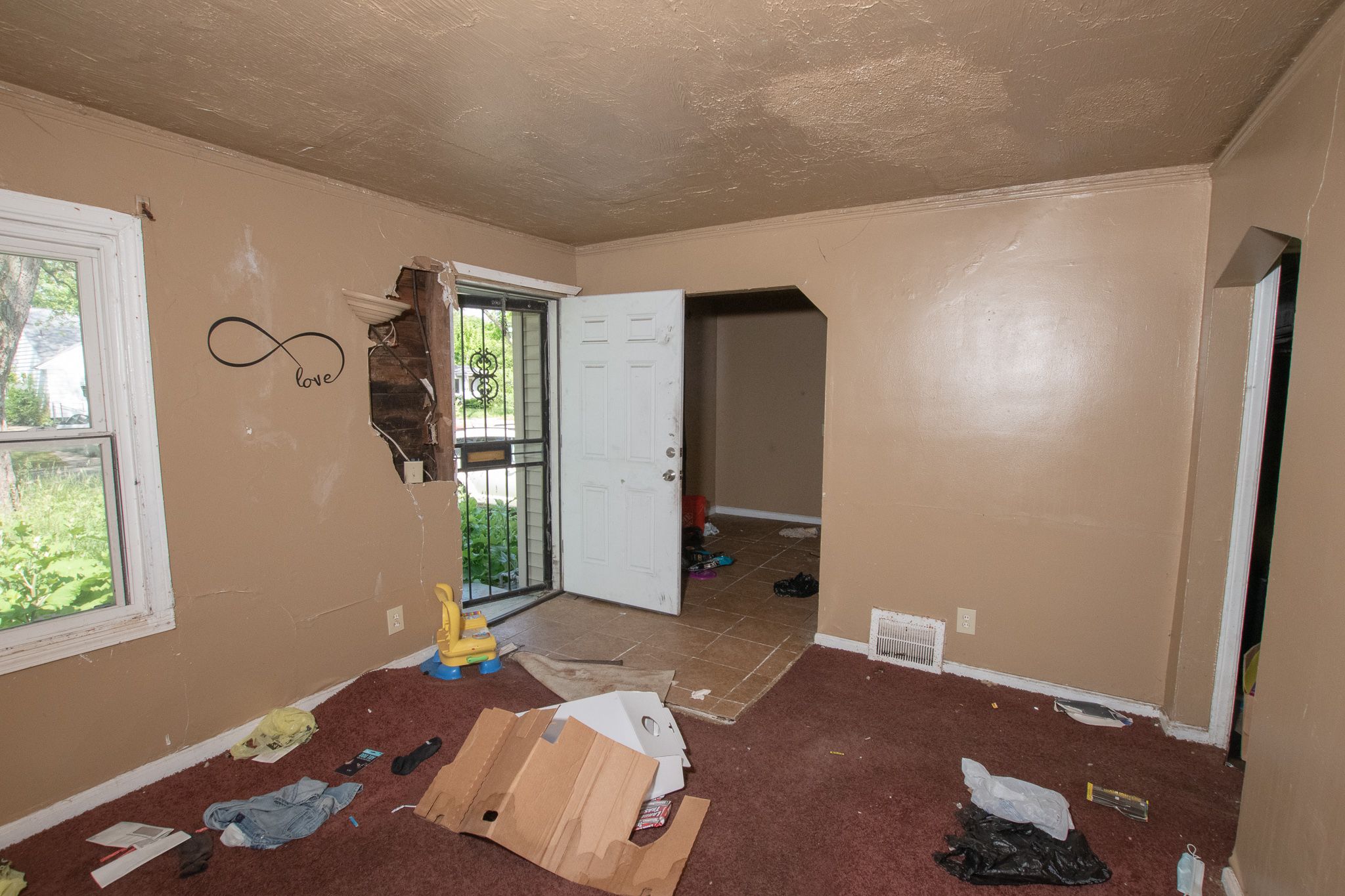 8644 STAHELIN Avenue