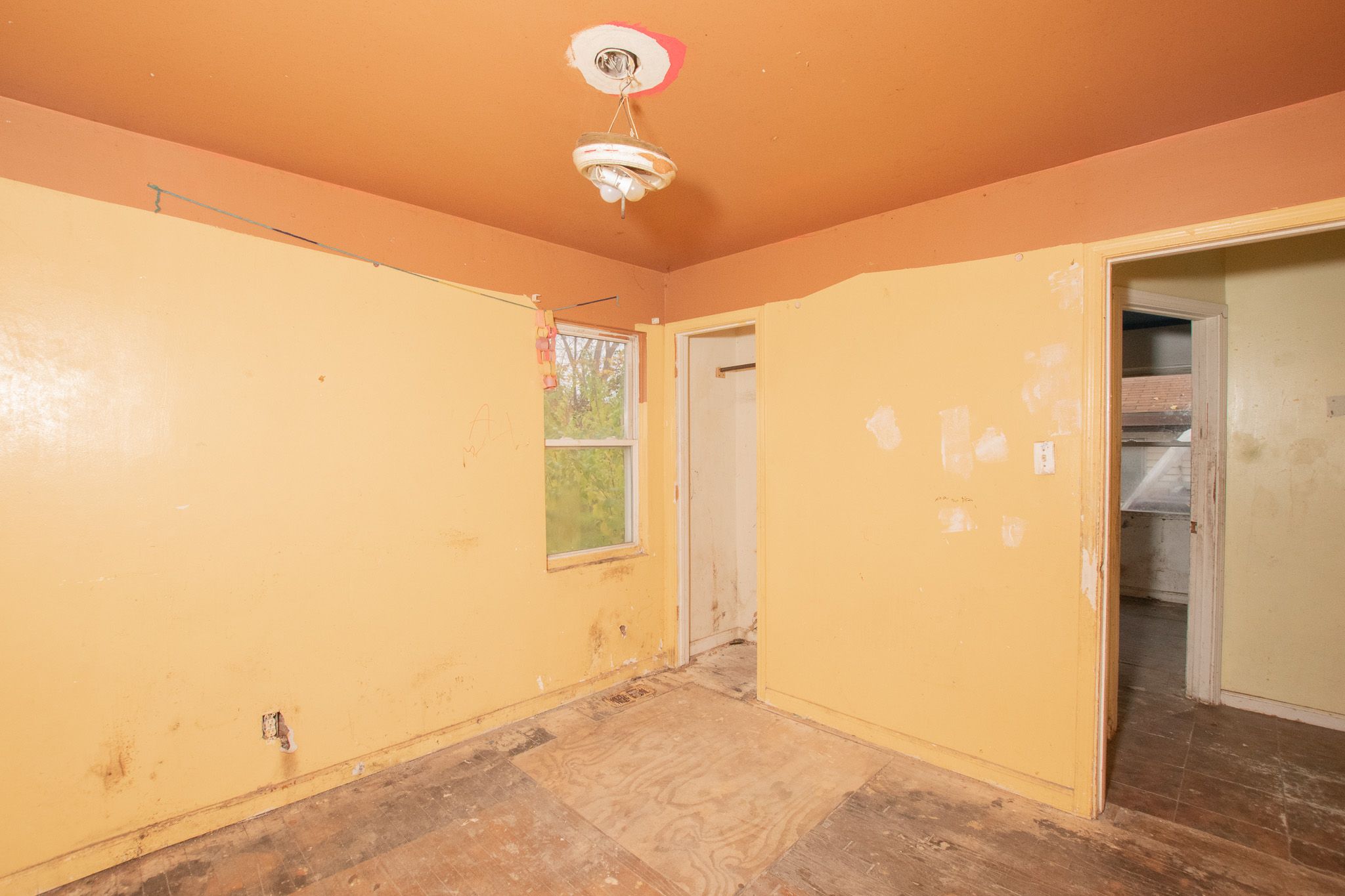 3200 S DARTMOUTH Street