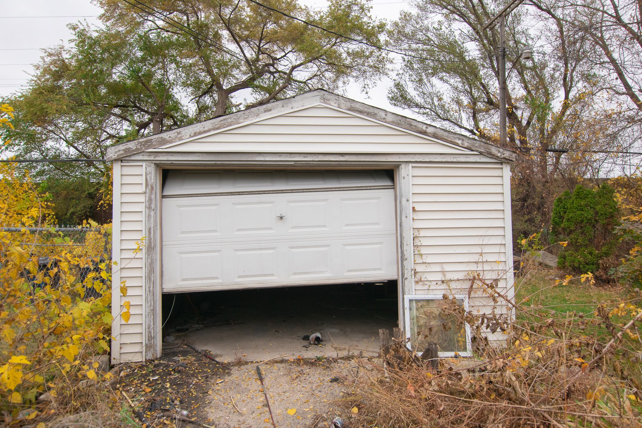 3200 S DARTMOUTH Street