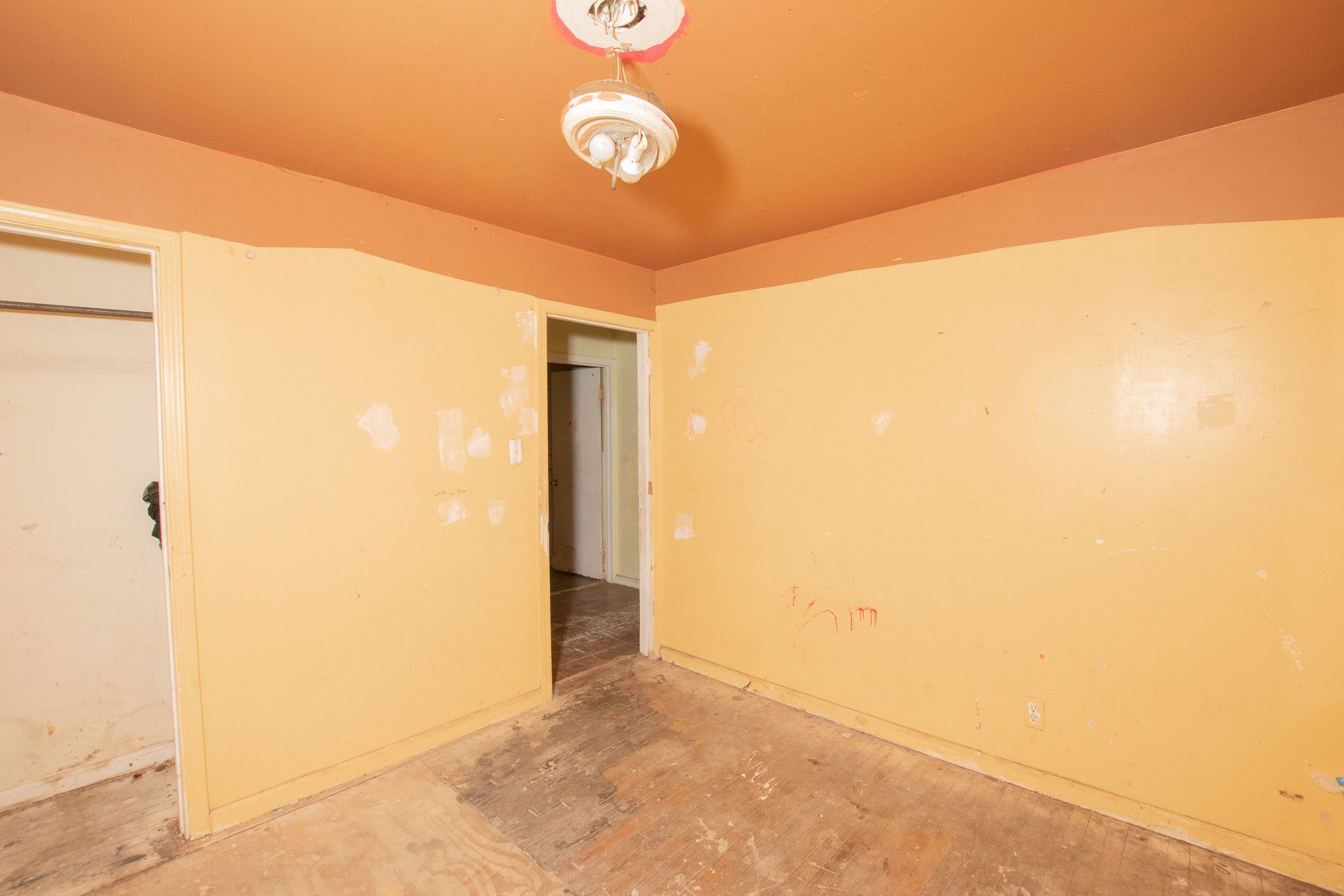 3200 S DARTMOUTH Street