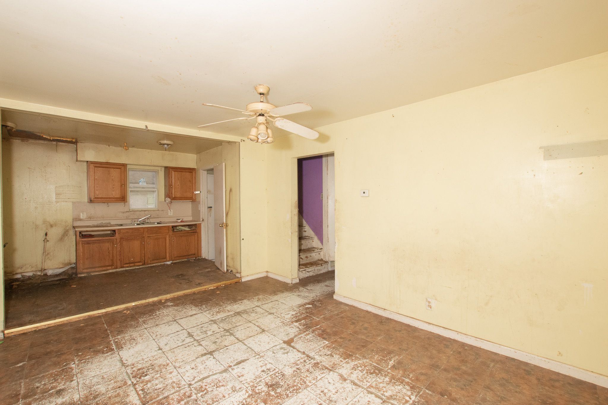 3200 S DARTMOUTH Street