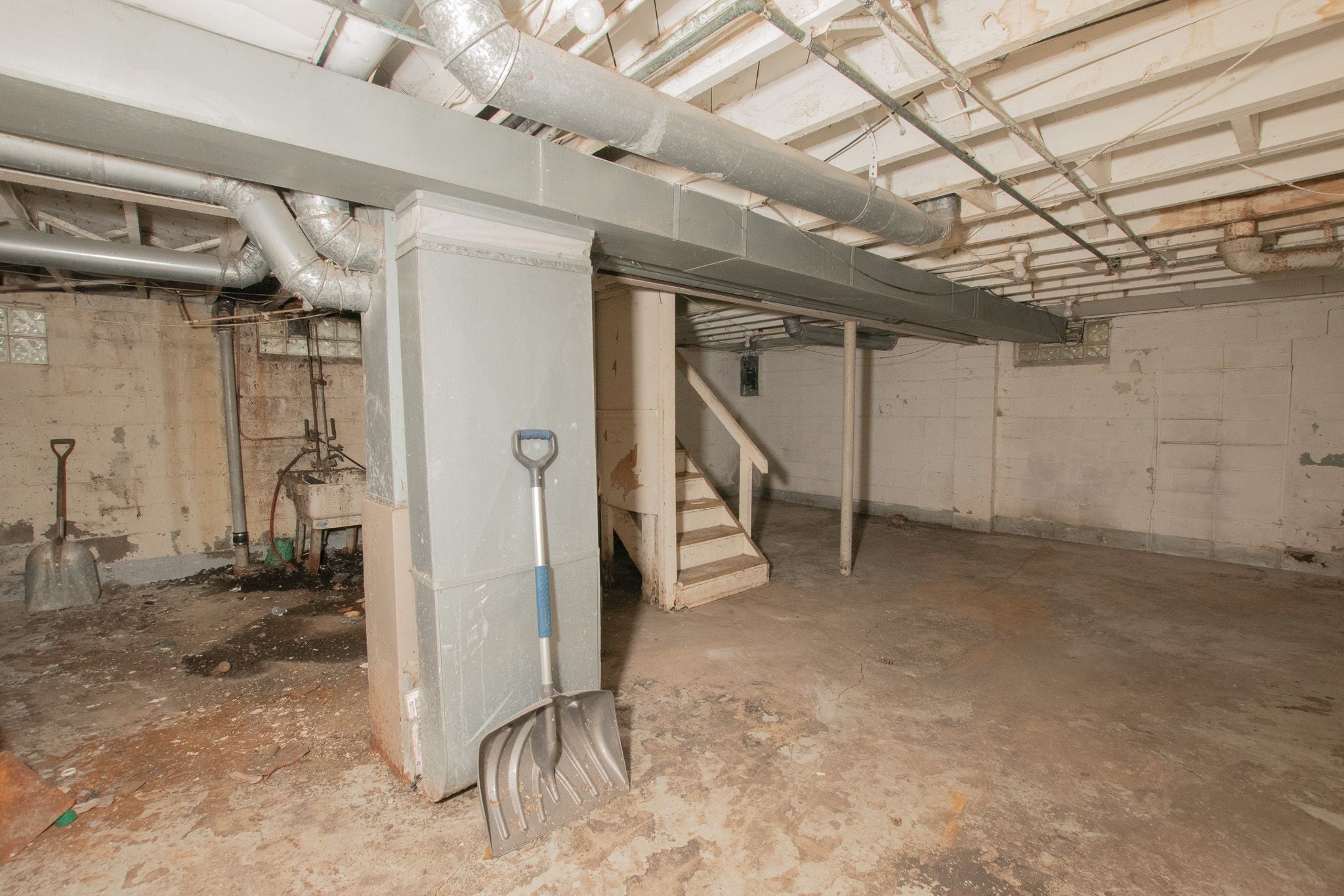 3200 S DARTMOUTH Street