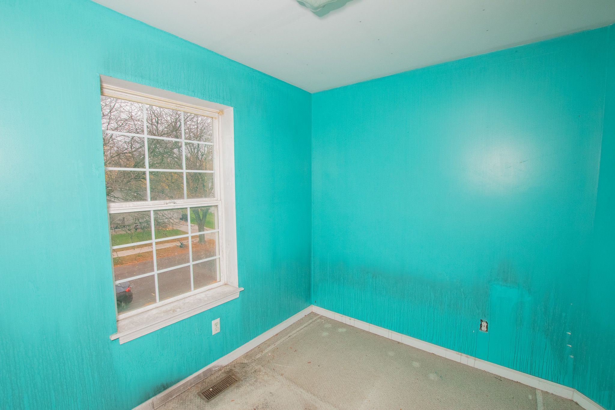 4244 LAKEPOINTE Street