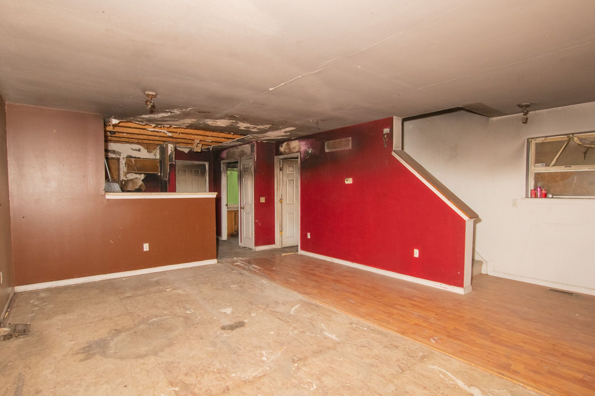 4244 LAKEPOINTE Street