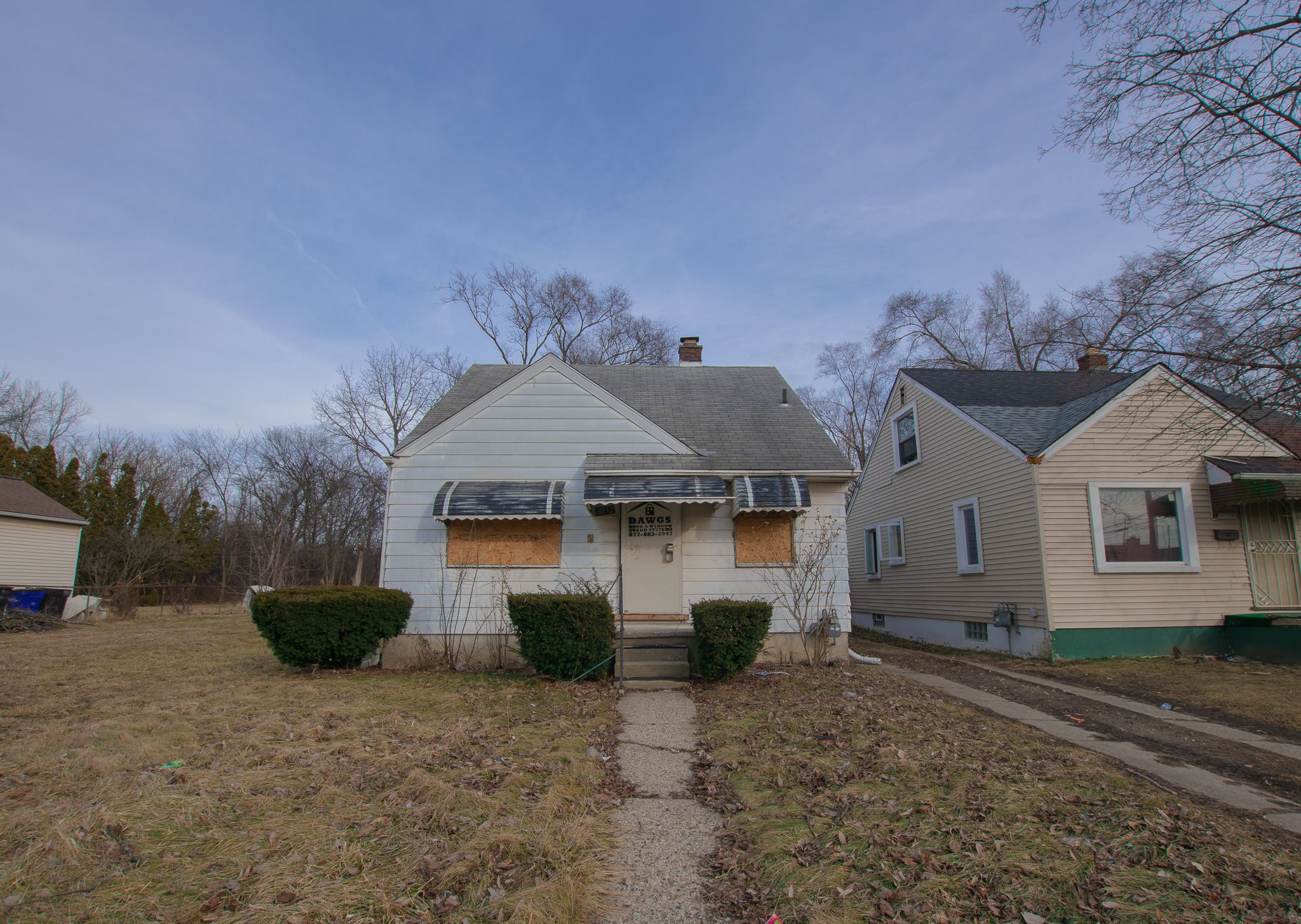 8852 MEMORIAL Avenue