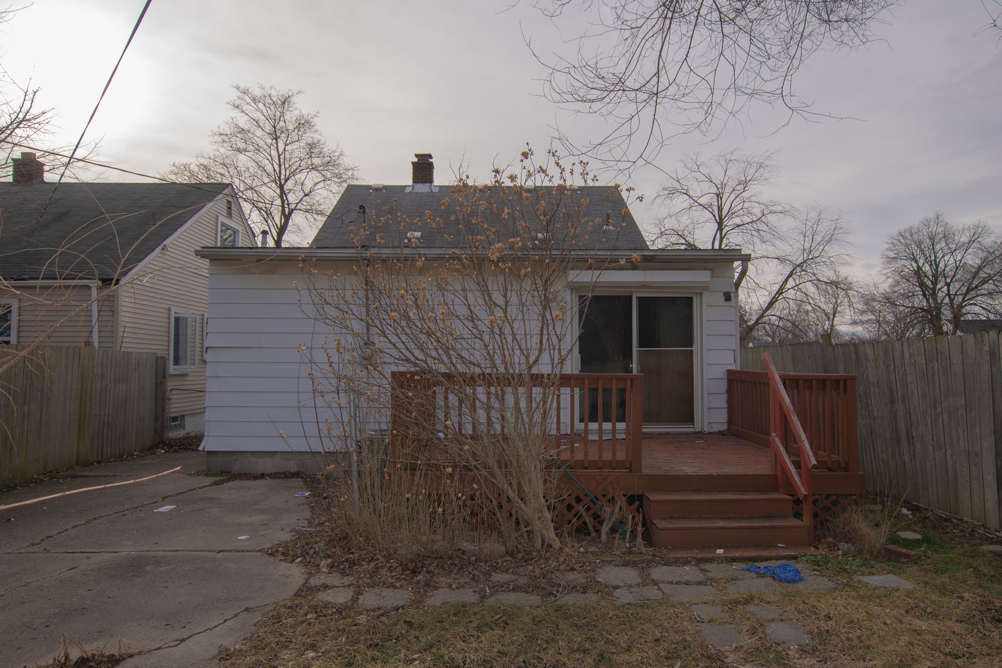 8852 MEMORIAL Avenue