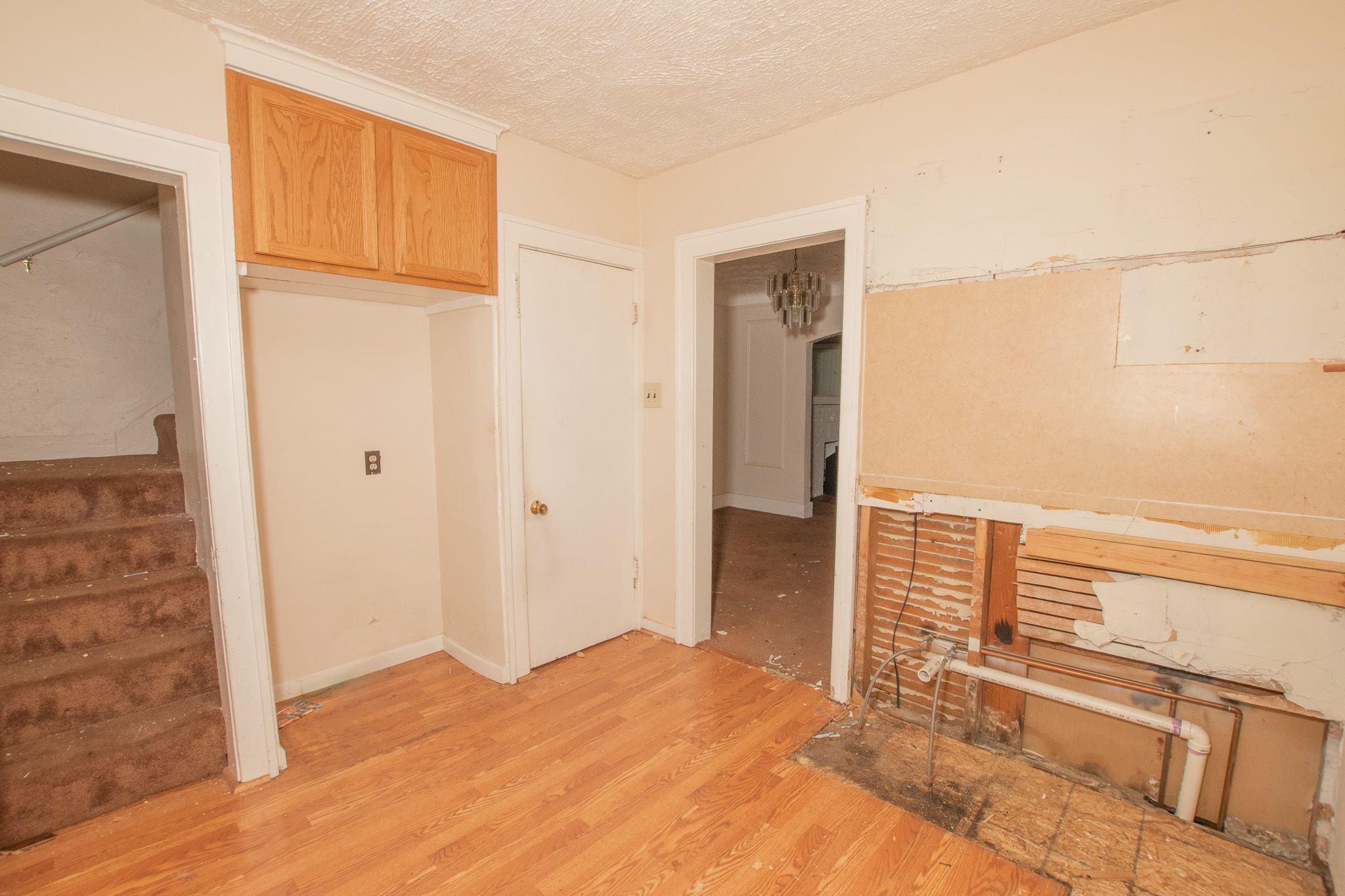 13918 INDIANA Street