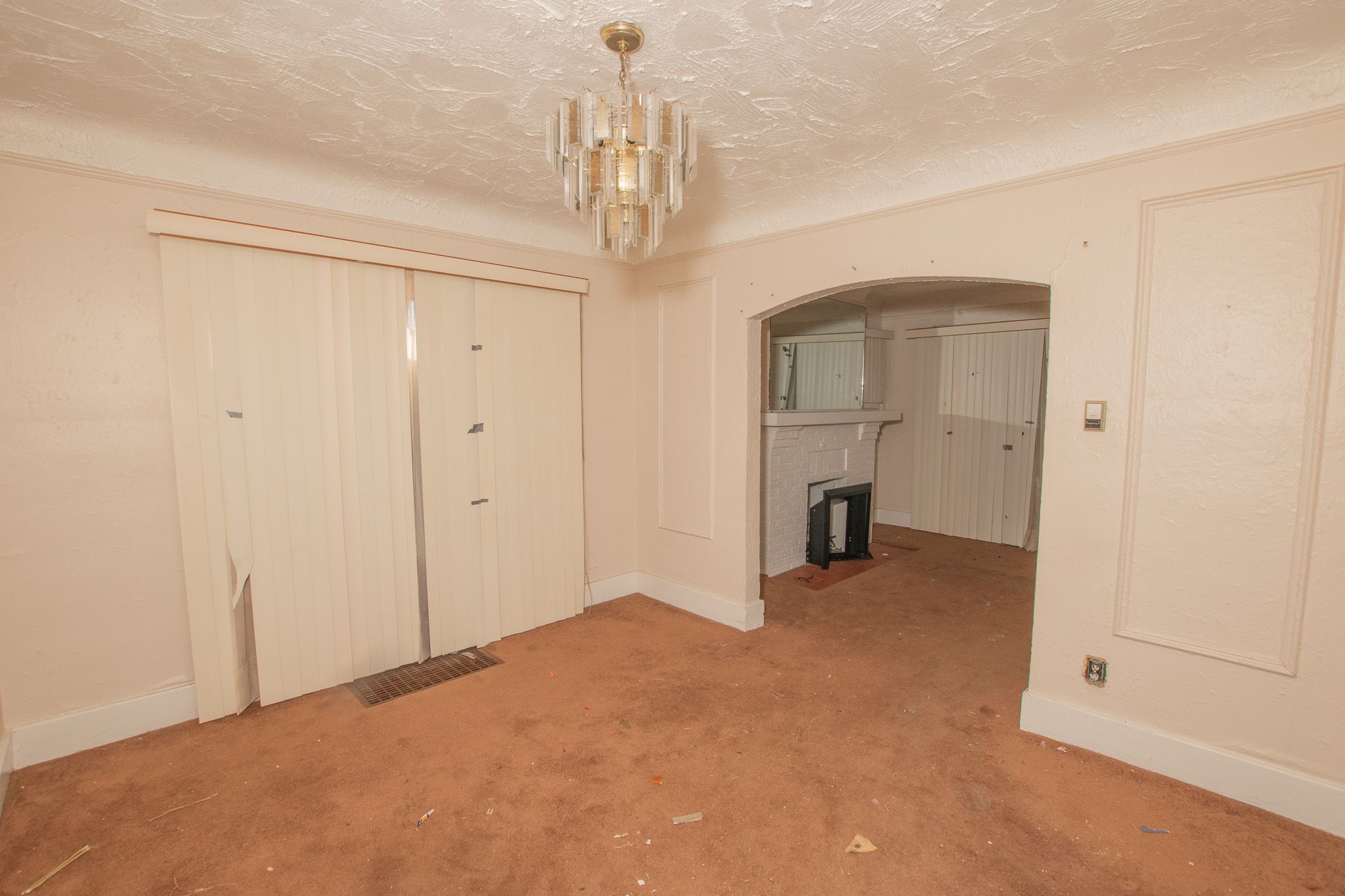 13918 INDIANA Street