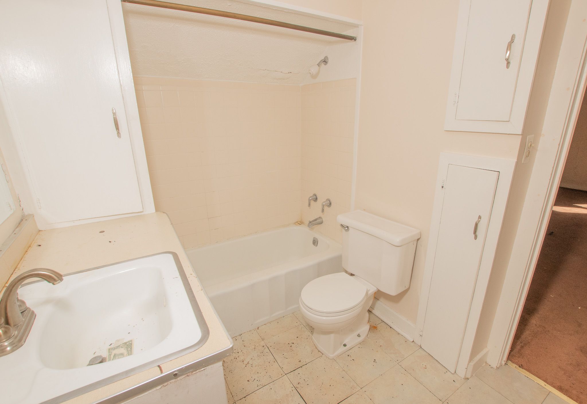 13918 INDIANA Street