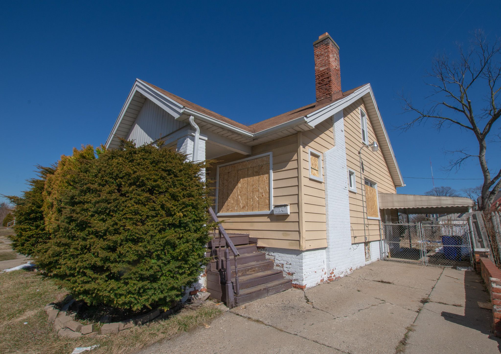 13918 INDIANA Street