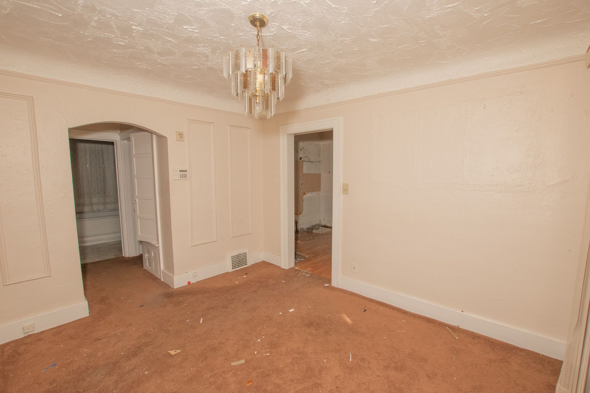 13918 INDIANA Street