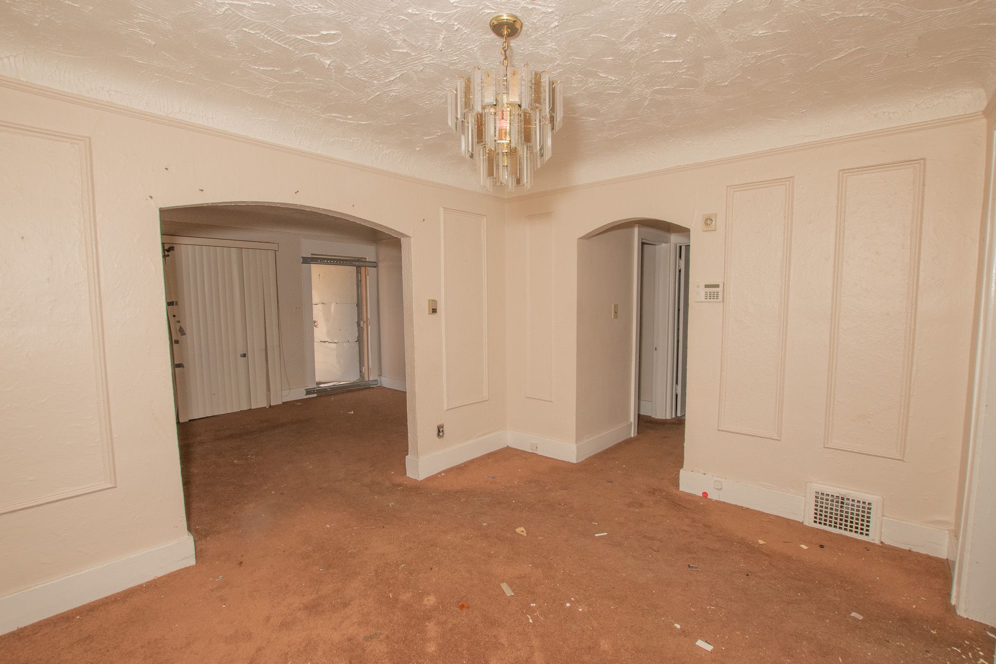 13918 INDIANA Street