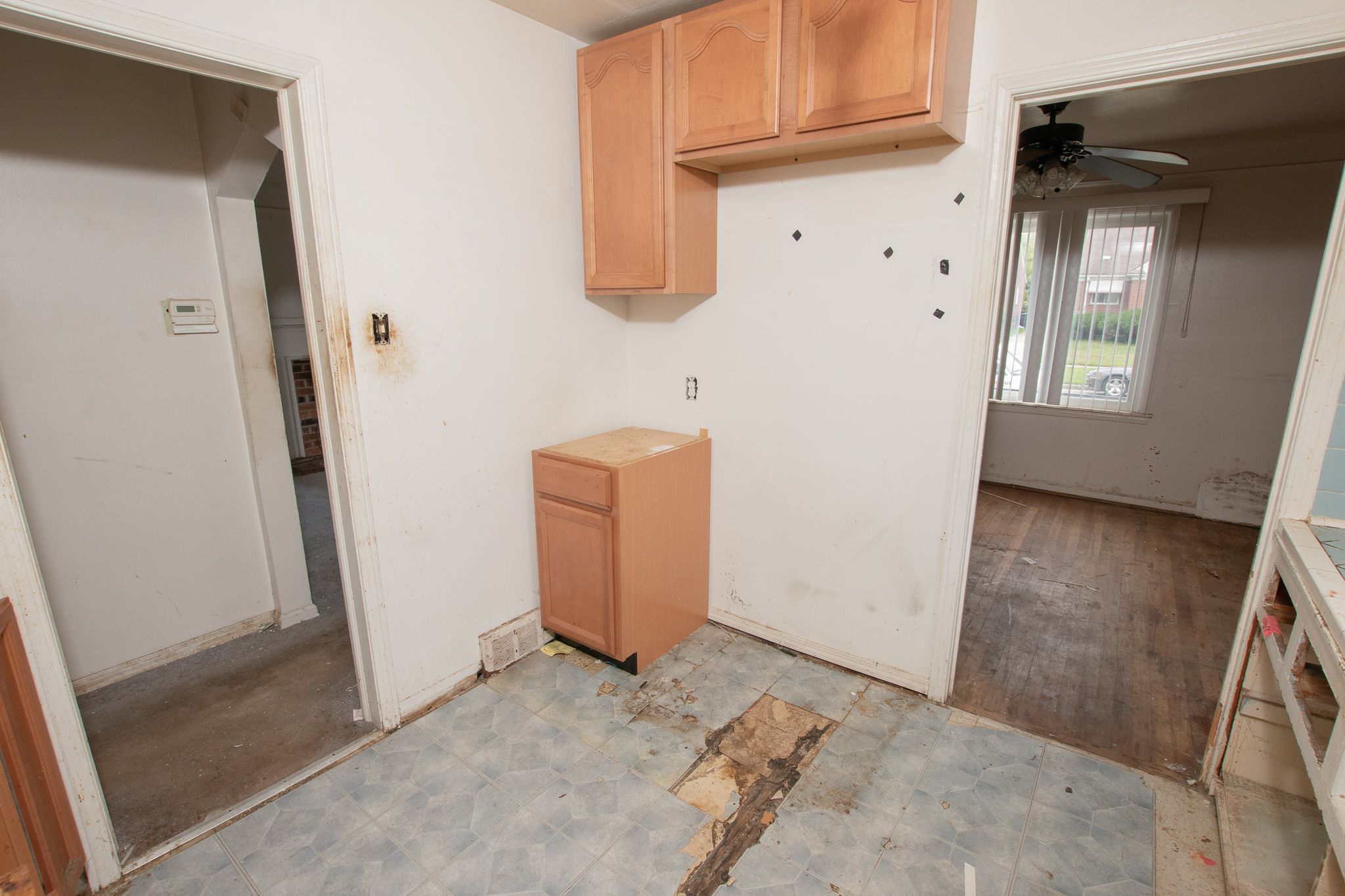 12914 RUTHERFORD Street