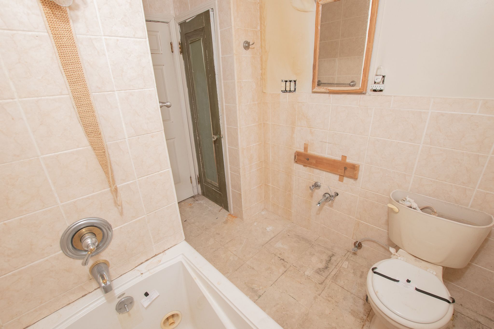 12914 RUTHERFORD Street