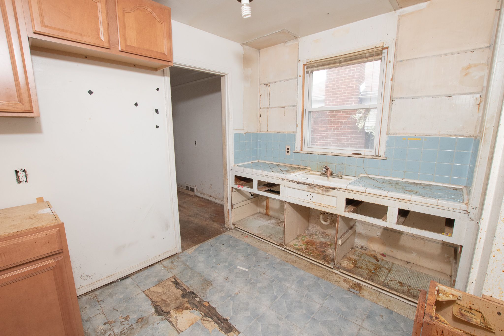 12914 RUTHERFORD Street