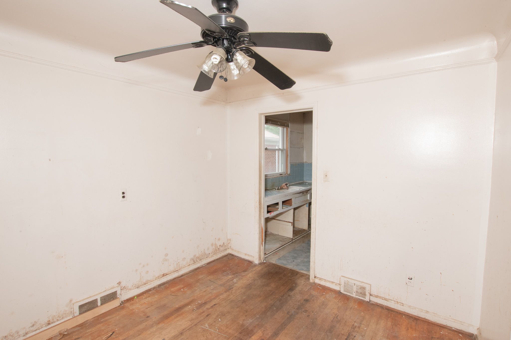 12914 RUTHERFORD Street