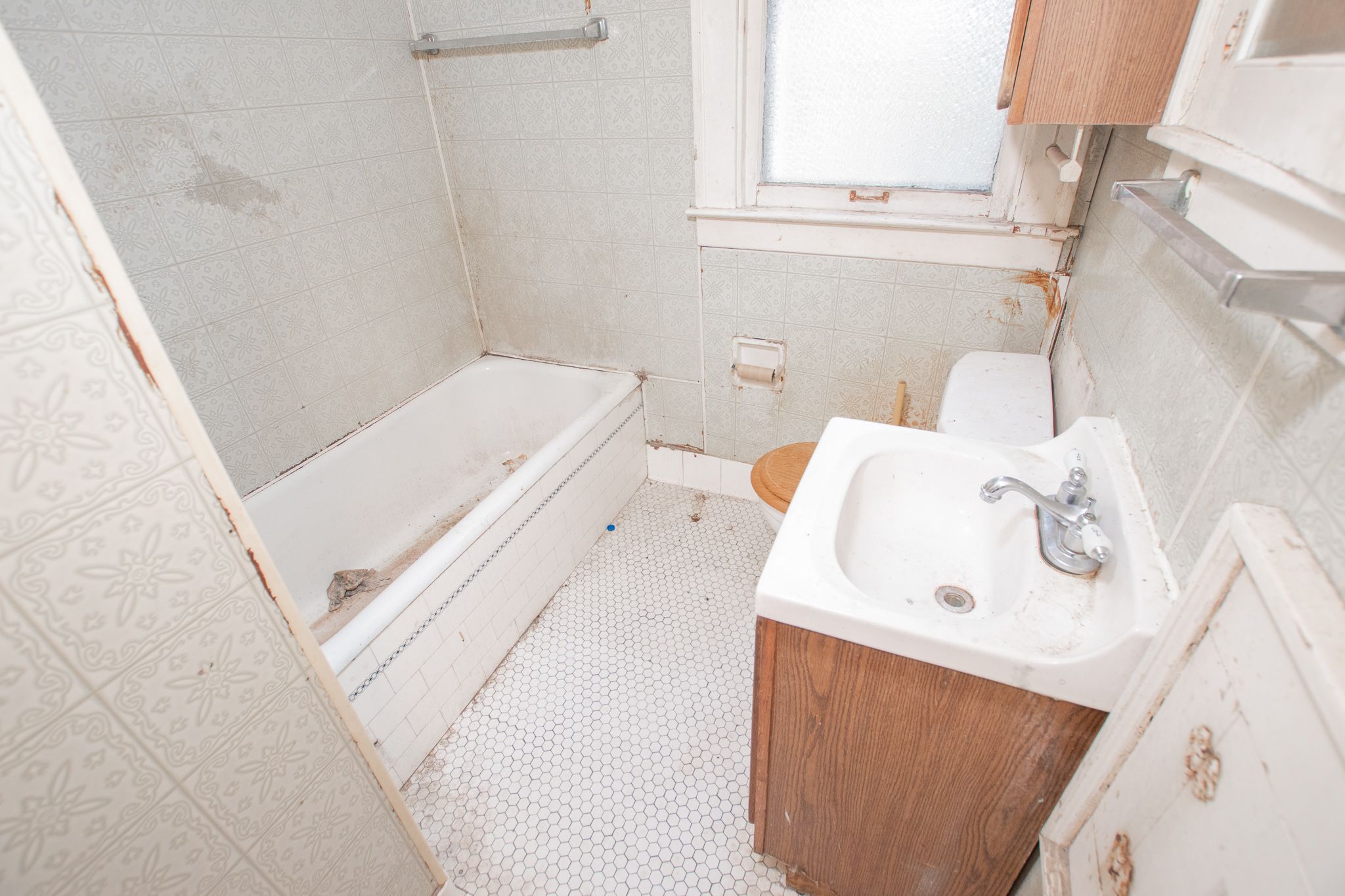 13535 SAINT MARYS Street