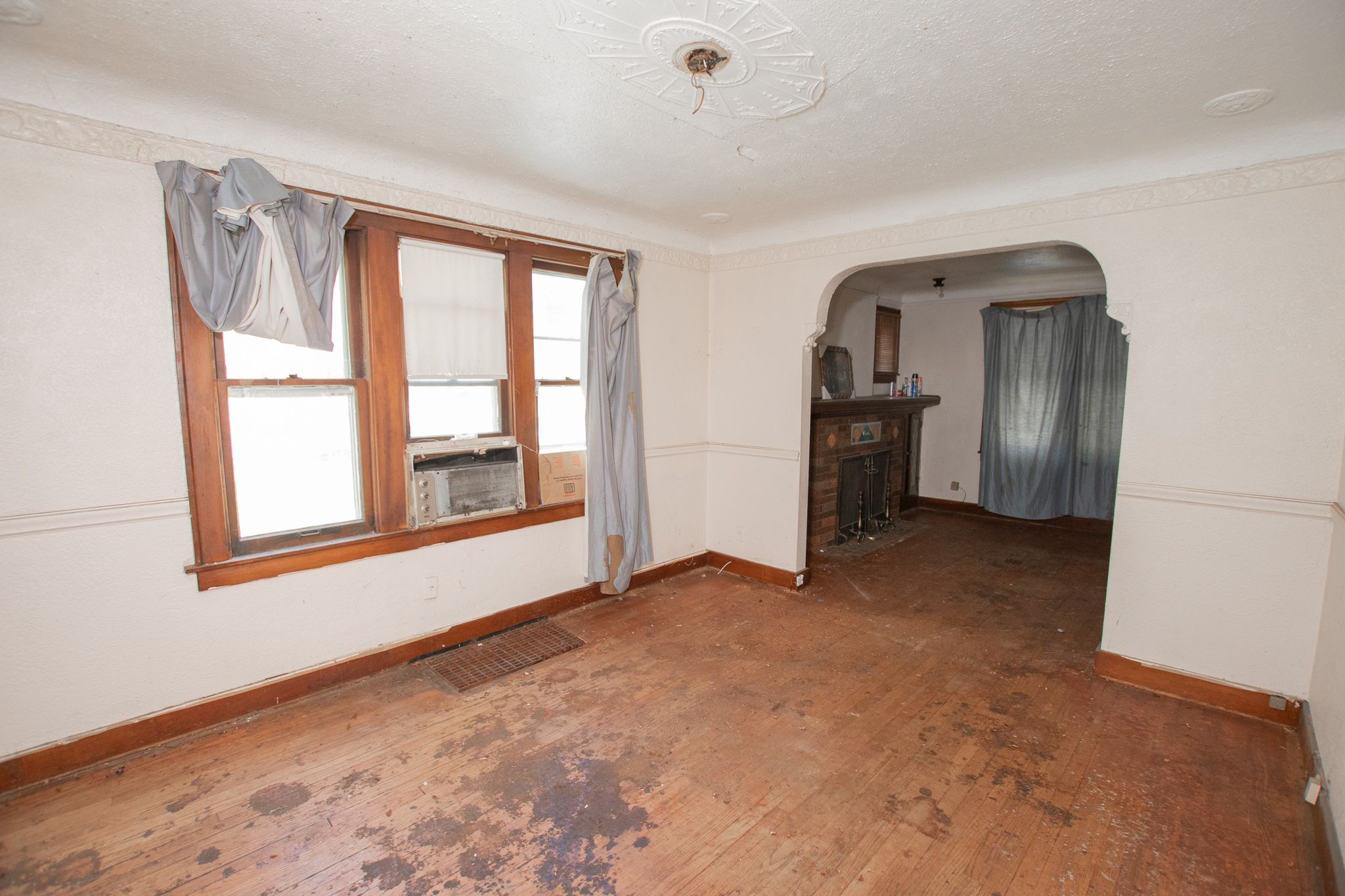 13535 SAINT MARYS Street