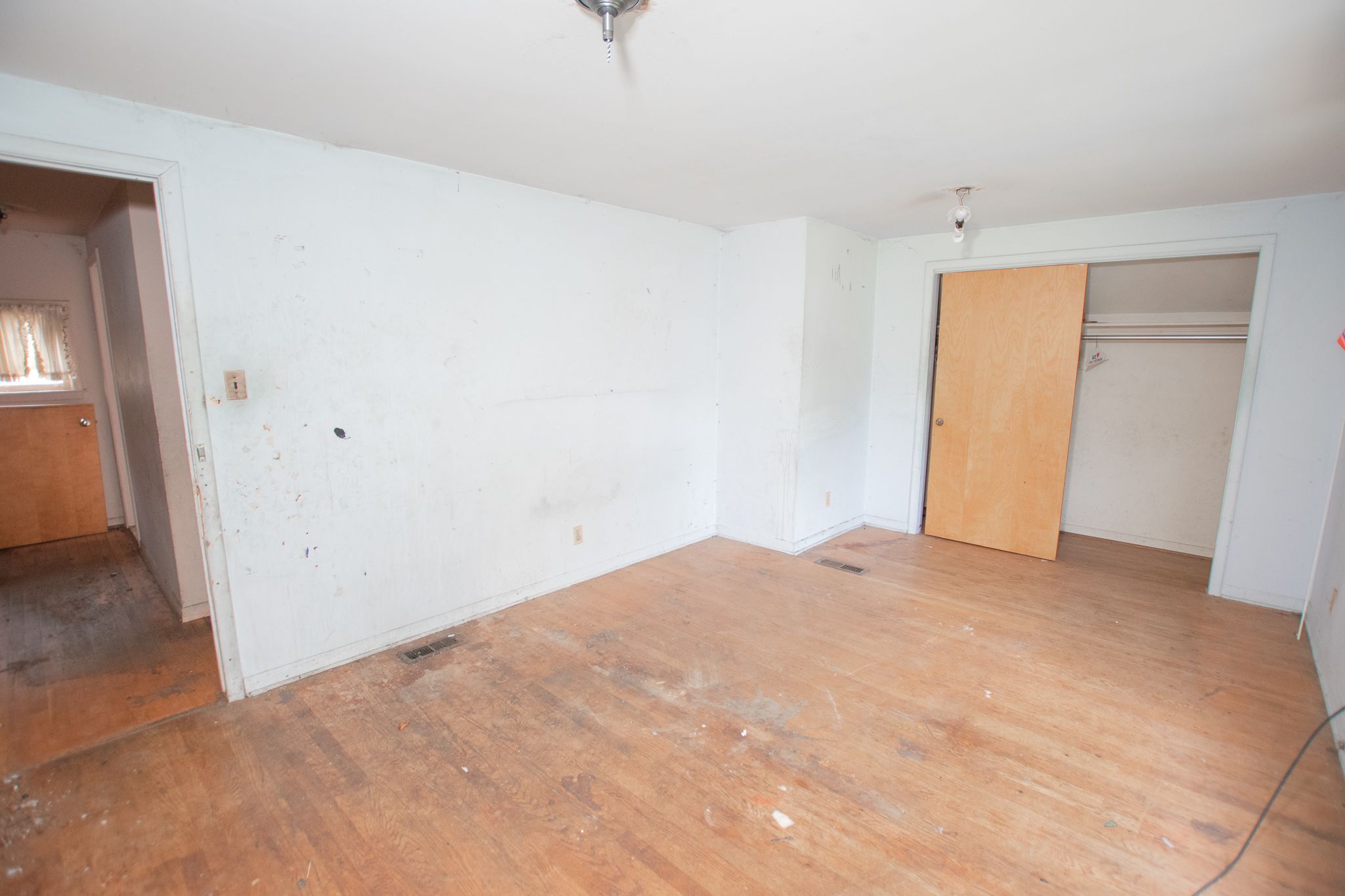 13535 SAINT MARYS Street