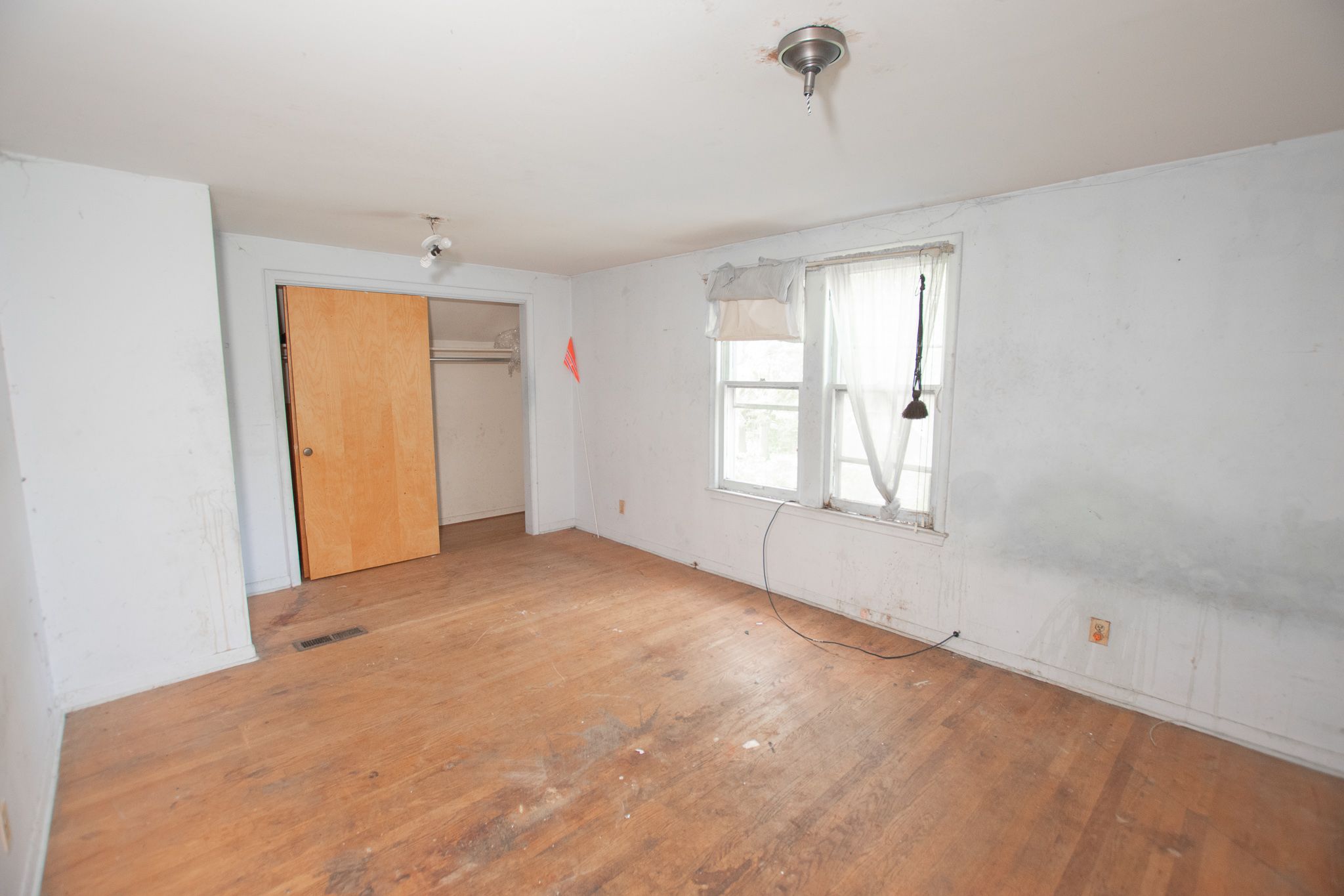 13535 SAINT MARYS Street