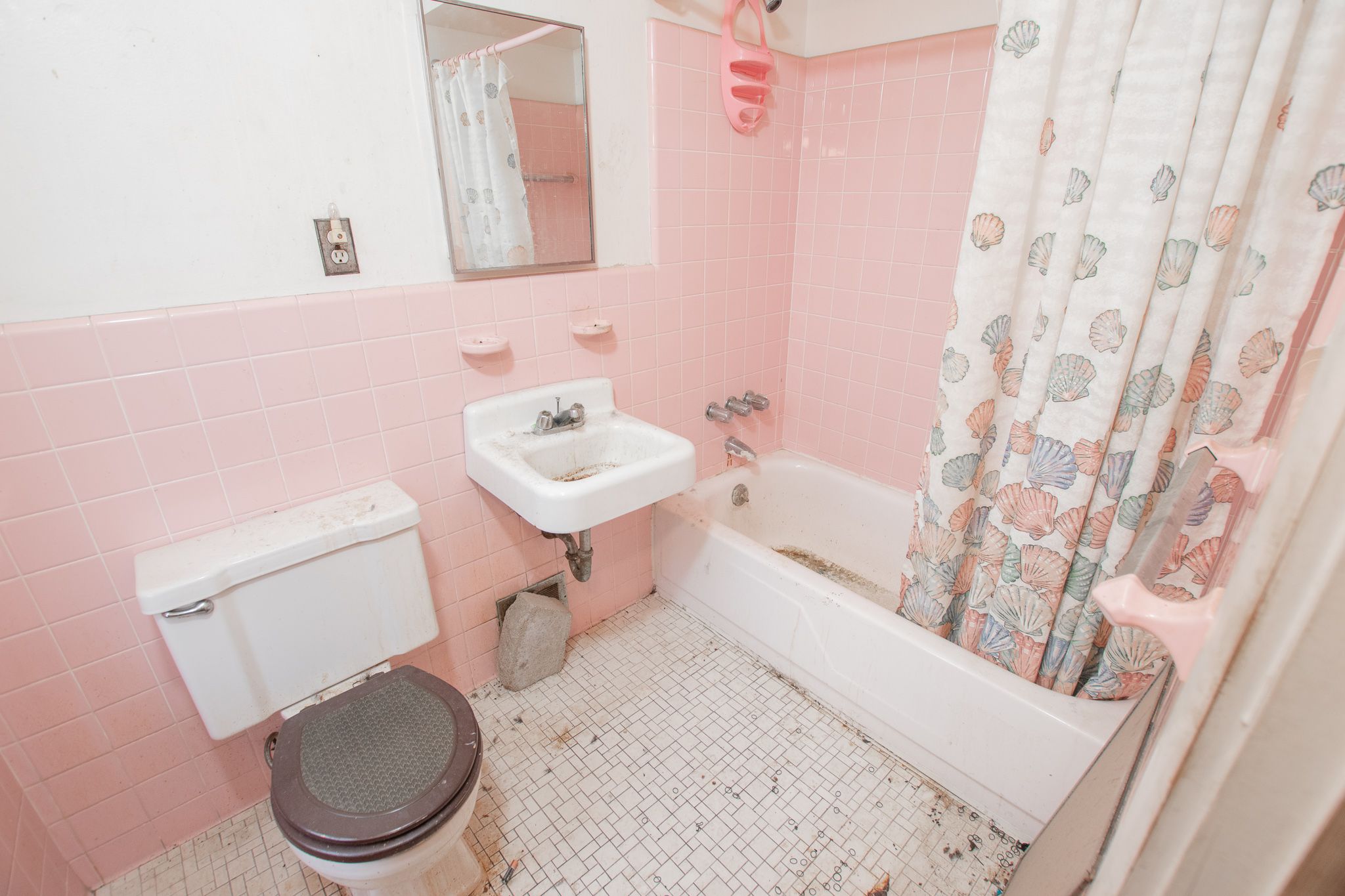 13535 SAINT MARYS Street