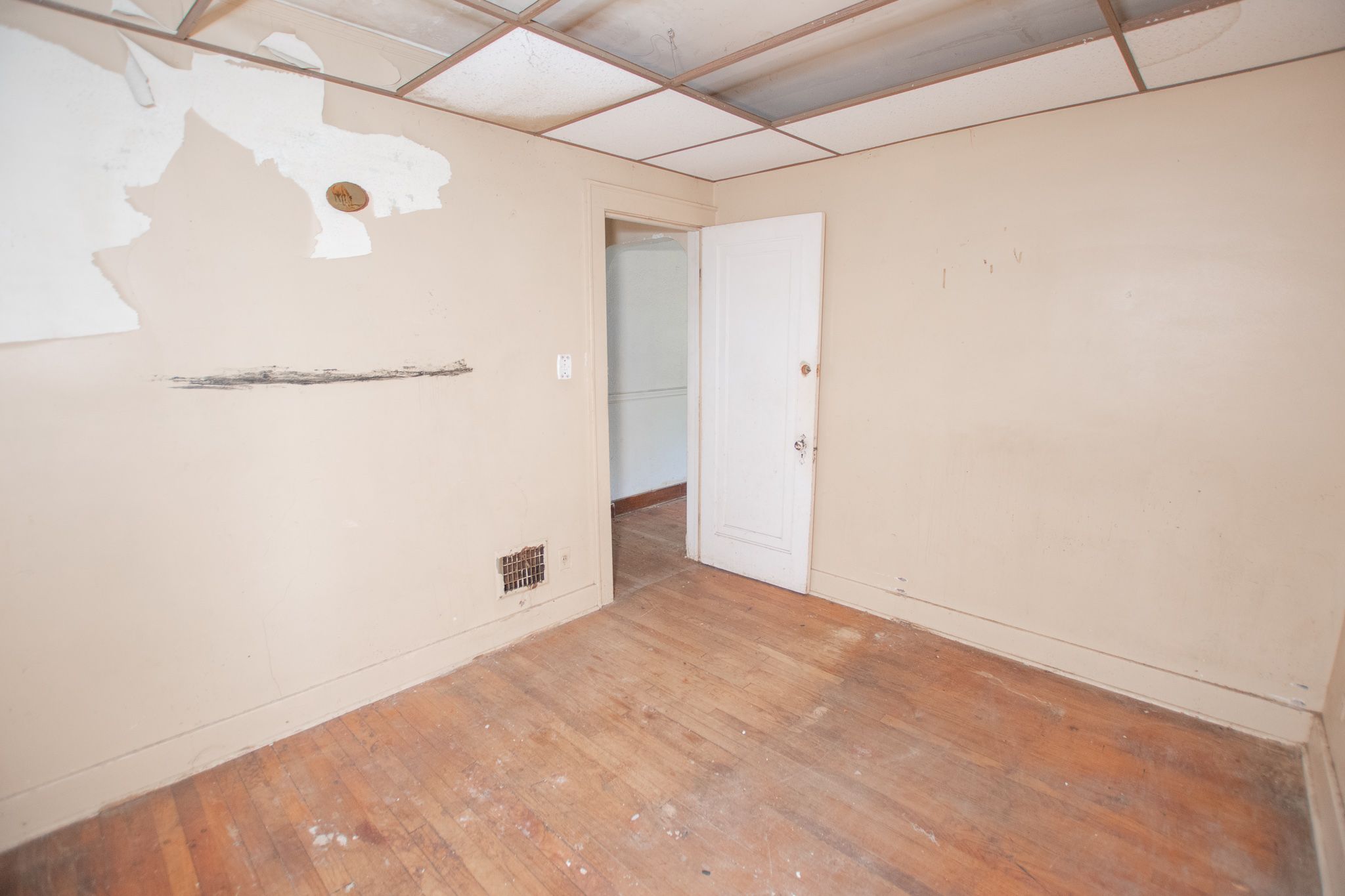 13535 SAINT MARYS Street