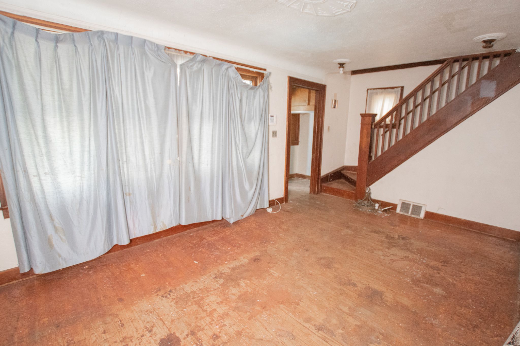 13535 SAINT MARYS Street