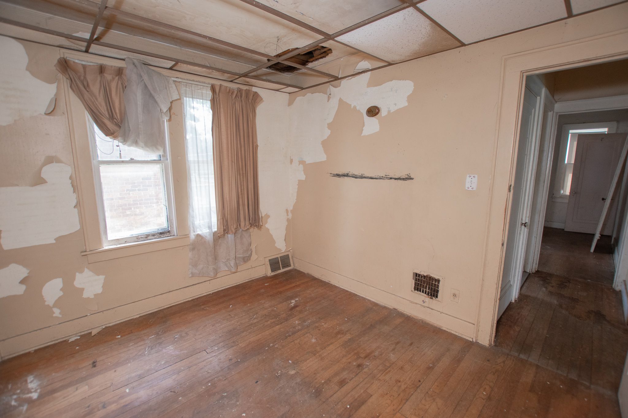 13535 SAINT MARYS Street